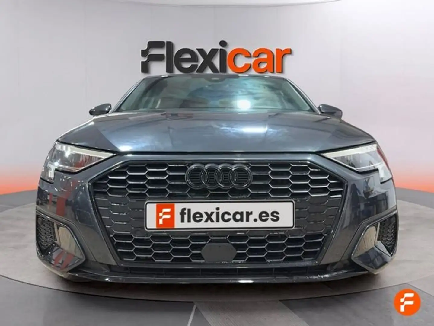 Audi A3 Sportback 30 TFSI 81kW (110CV) S tronic Gris - 2