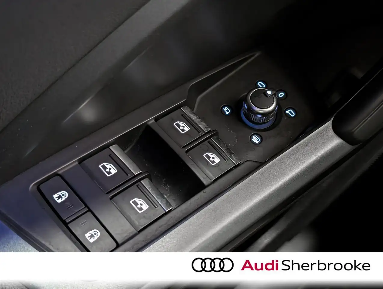 Audi Q3 снимка Audi Q3