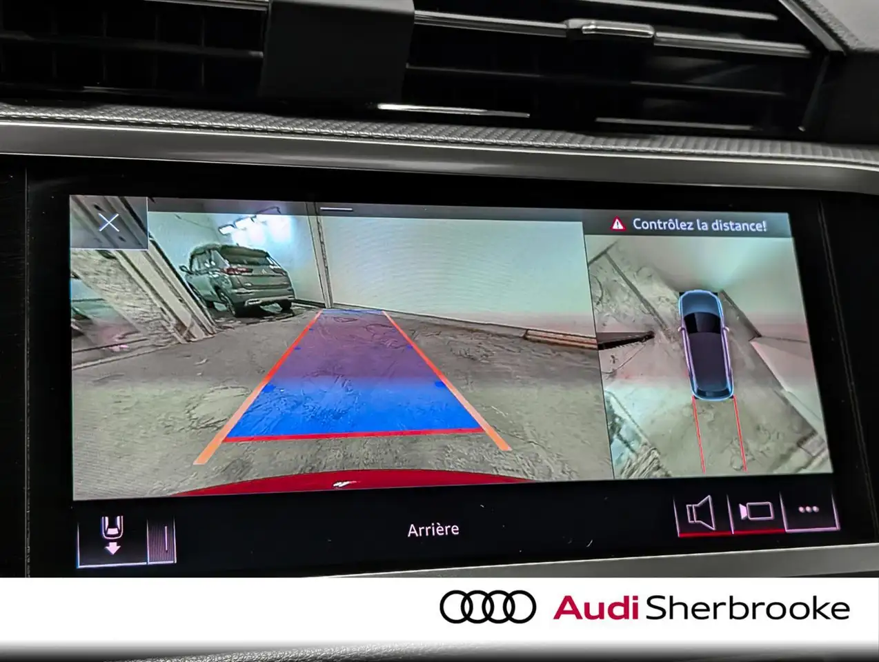 Audi Q3 снимка Audi Q3