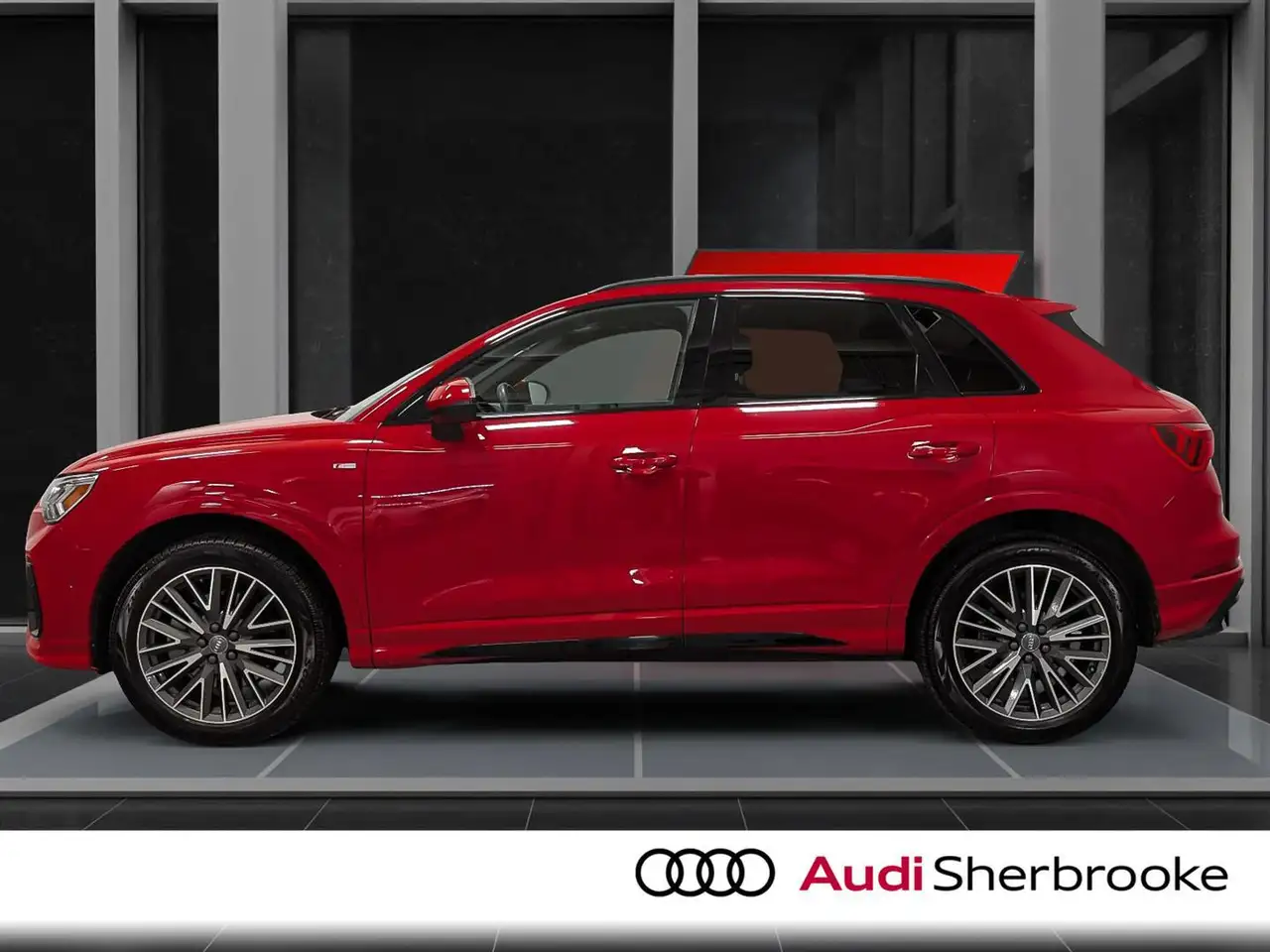 Audi Q3 снимка Audi Q3