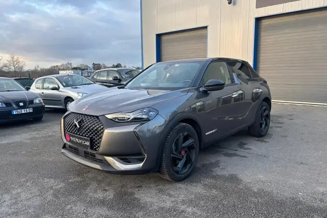 DS Automobiles DS 3 Crossback DS3 Crossback 1.5 HDi 100CH  Performance Line SUIVI DS GARANTIE 12 MOIS