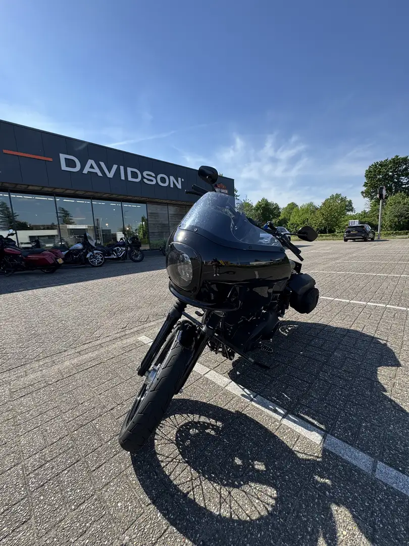 Harley-Davidson Street Bob FXDB - 2