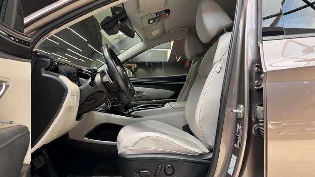 Hyundai TUCSON — photo 11