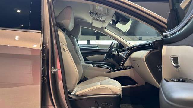 Hyundai TUCSON — photo 13
