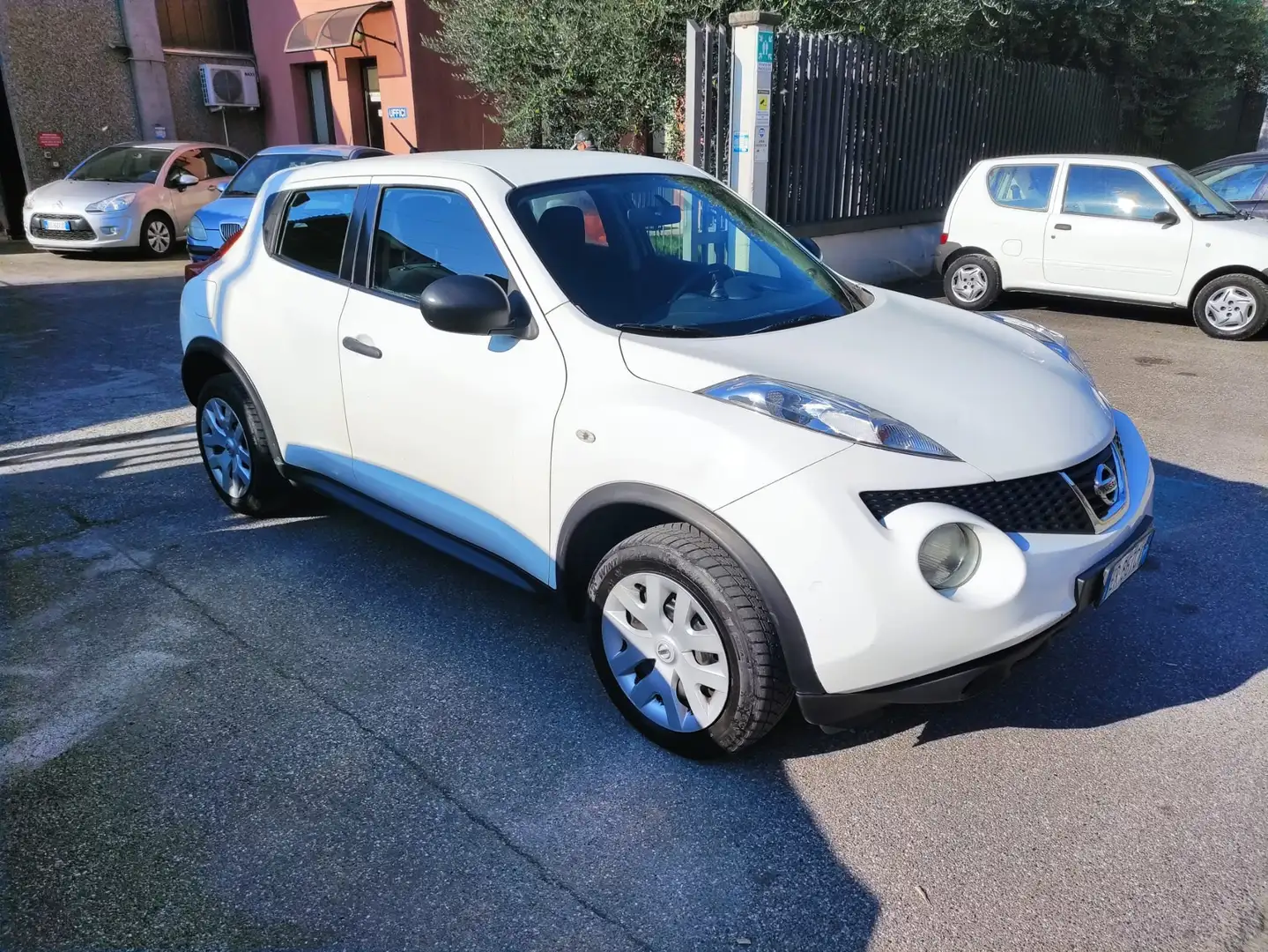 Nissan Juke Juke I 2010 1.6 b Weiß - 2
