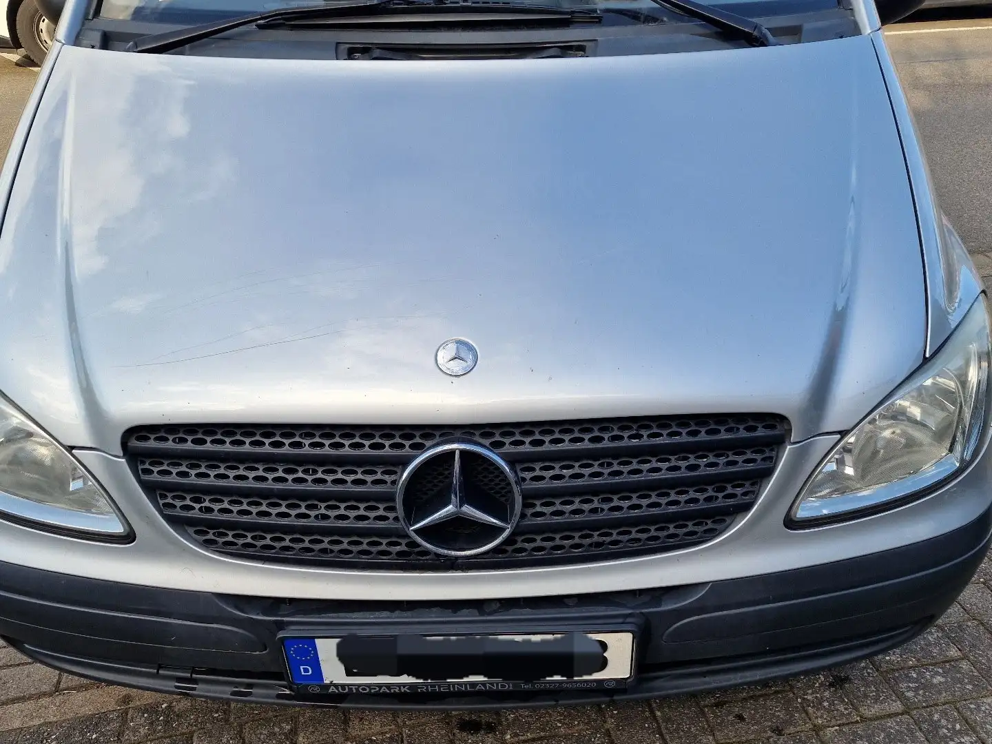 Mercedes-Benz Vito 109 CDI Lang Basic Grau - 1