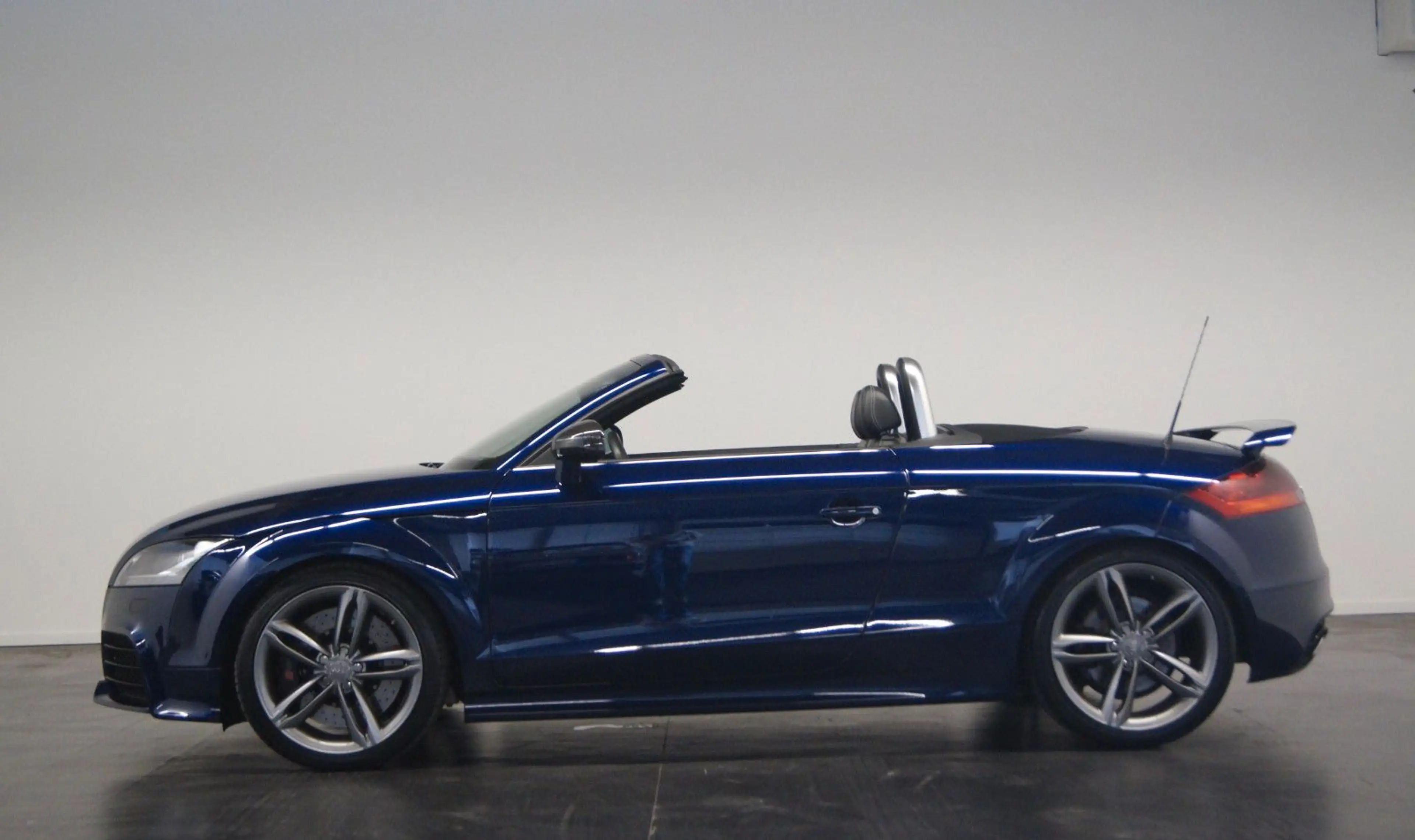 Audi TT RS Roadster 2.5 plus Quattro|BOSE|20"|DSG — photo 3