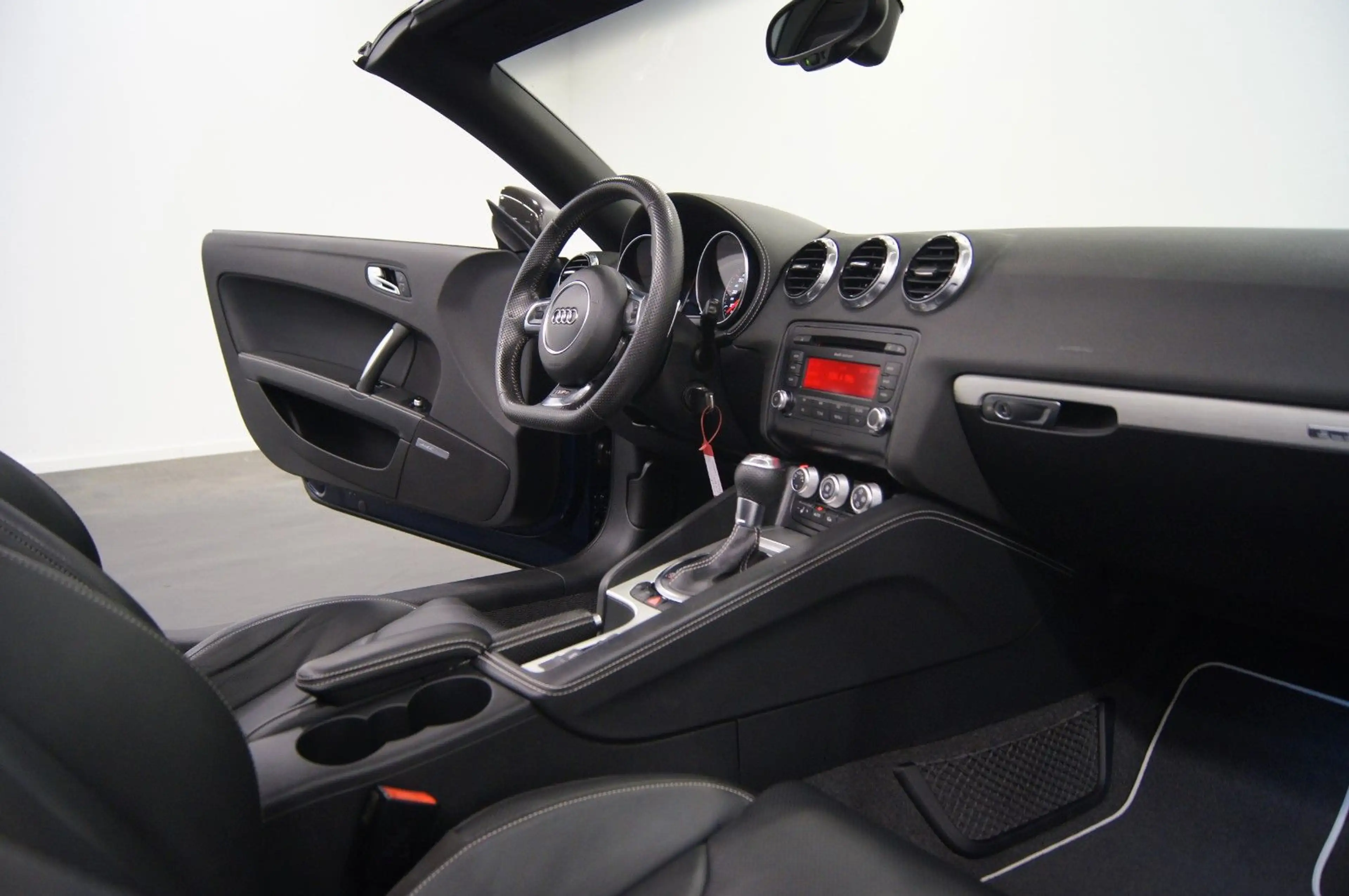 Audi TT RS Roadster 2.5 plus Quattro|BOSE|20"|DSG — photo 13