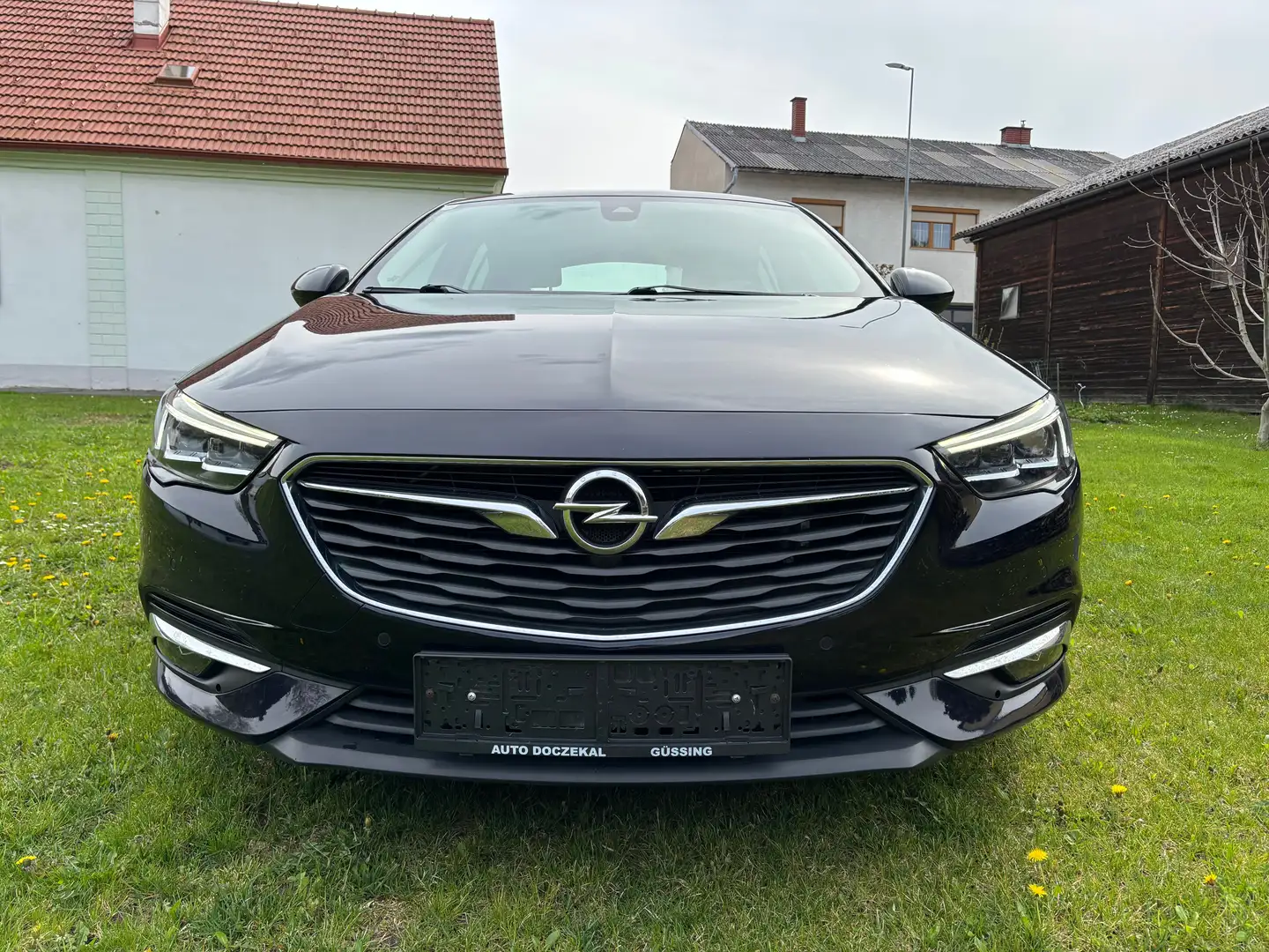 Opel Insignia Grand Sport 1,6 CDTI Blau - 1