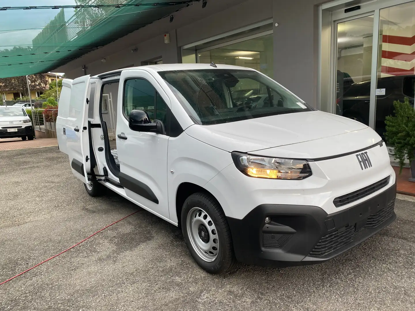 Fiat Doblo Cargo 1.5 BlueHdi 100cv L2H1 MT6 (N1) Bianco - 1
