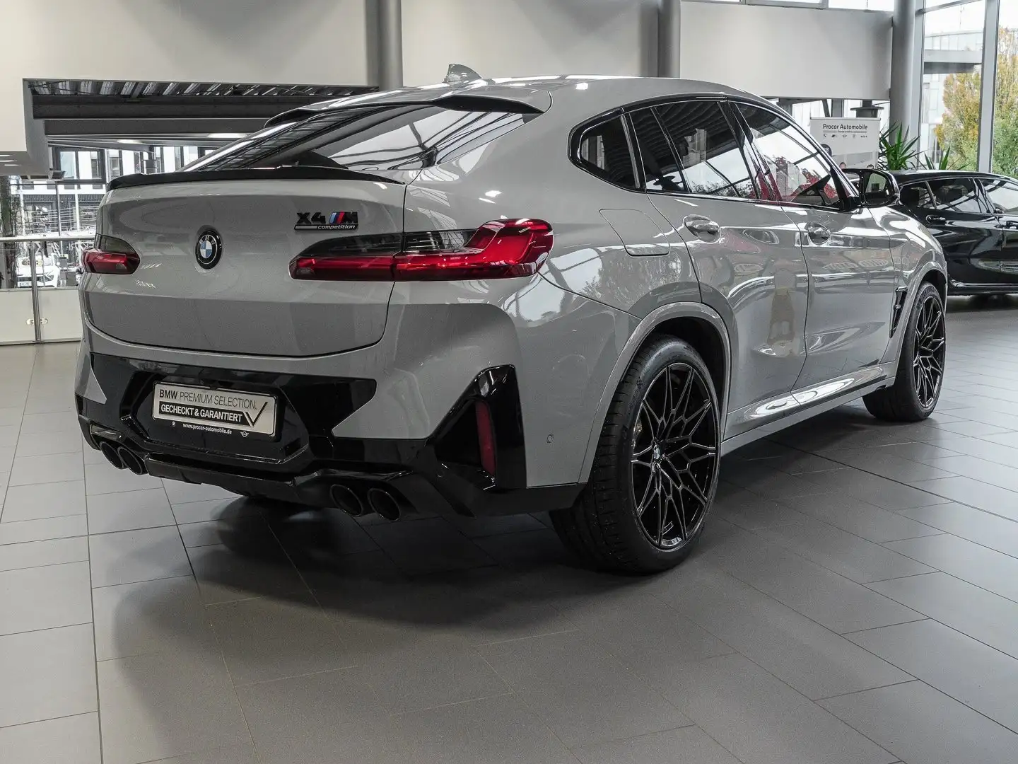 BMW X4 M M Sport Aut. HUD PANO ACC NAVI Laser PDC V+H LM Grijs - 2