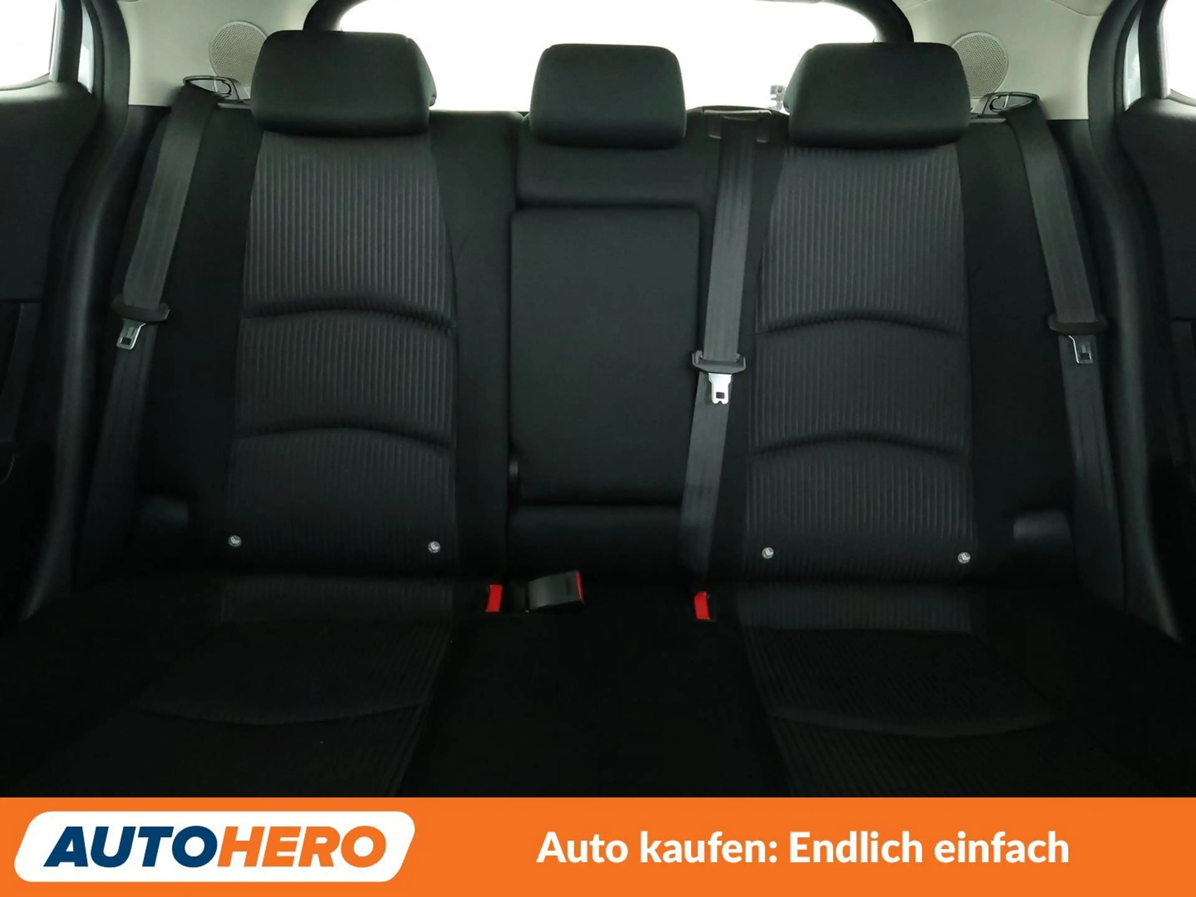 Mazda 3 2.0 Sports-Line*NAVI*HUD*XENON* — photo 15