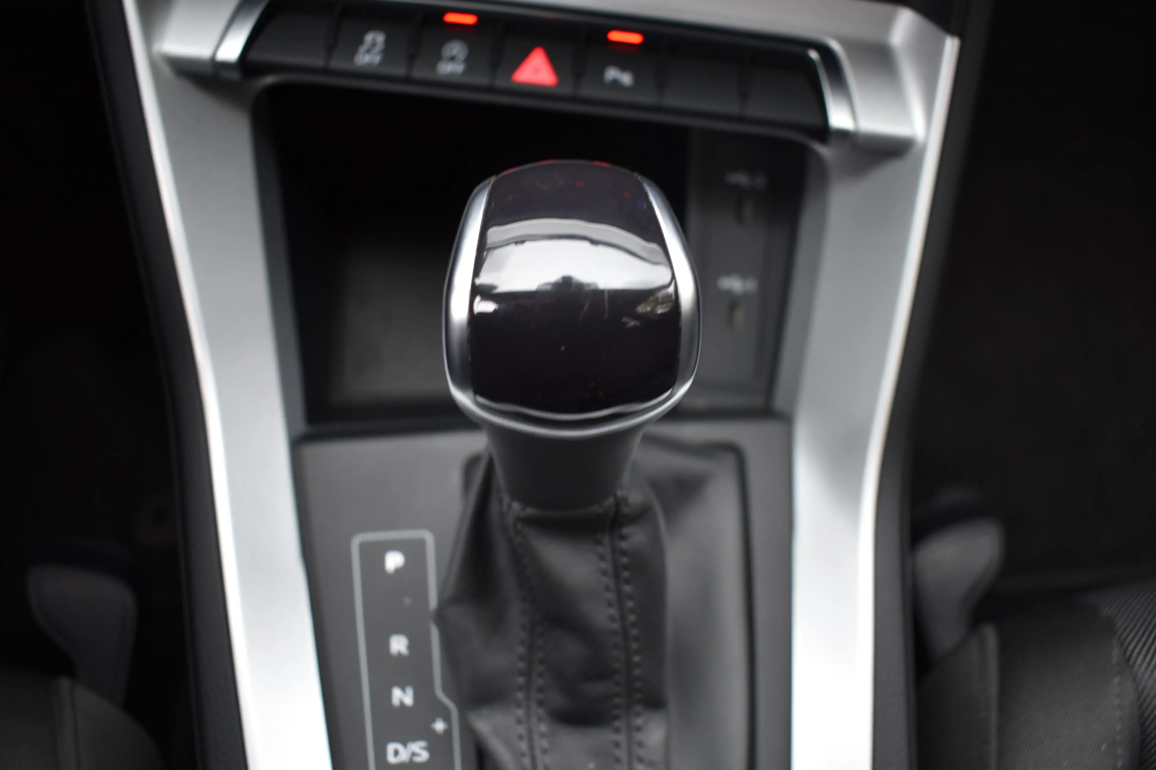 Audi Q3 35TFSI 150PK S-TRONIC PRO LINE VIRTUAL/PDC/NAVI — photo 29