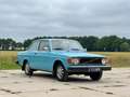 Volvo 142 De Luxe in super retro kleurstelling, handgesc Blauw - thumbnail 12