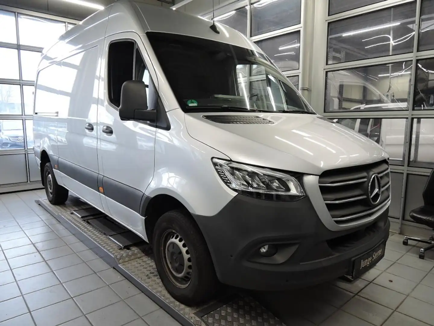 Mercedes-Benz Sprinter 317 CDI  ILS-LED/MBUX/AHK 2,8t/Klima Argent - 1