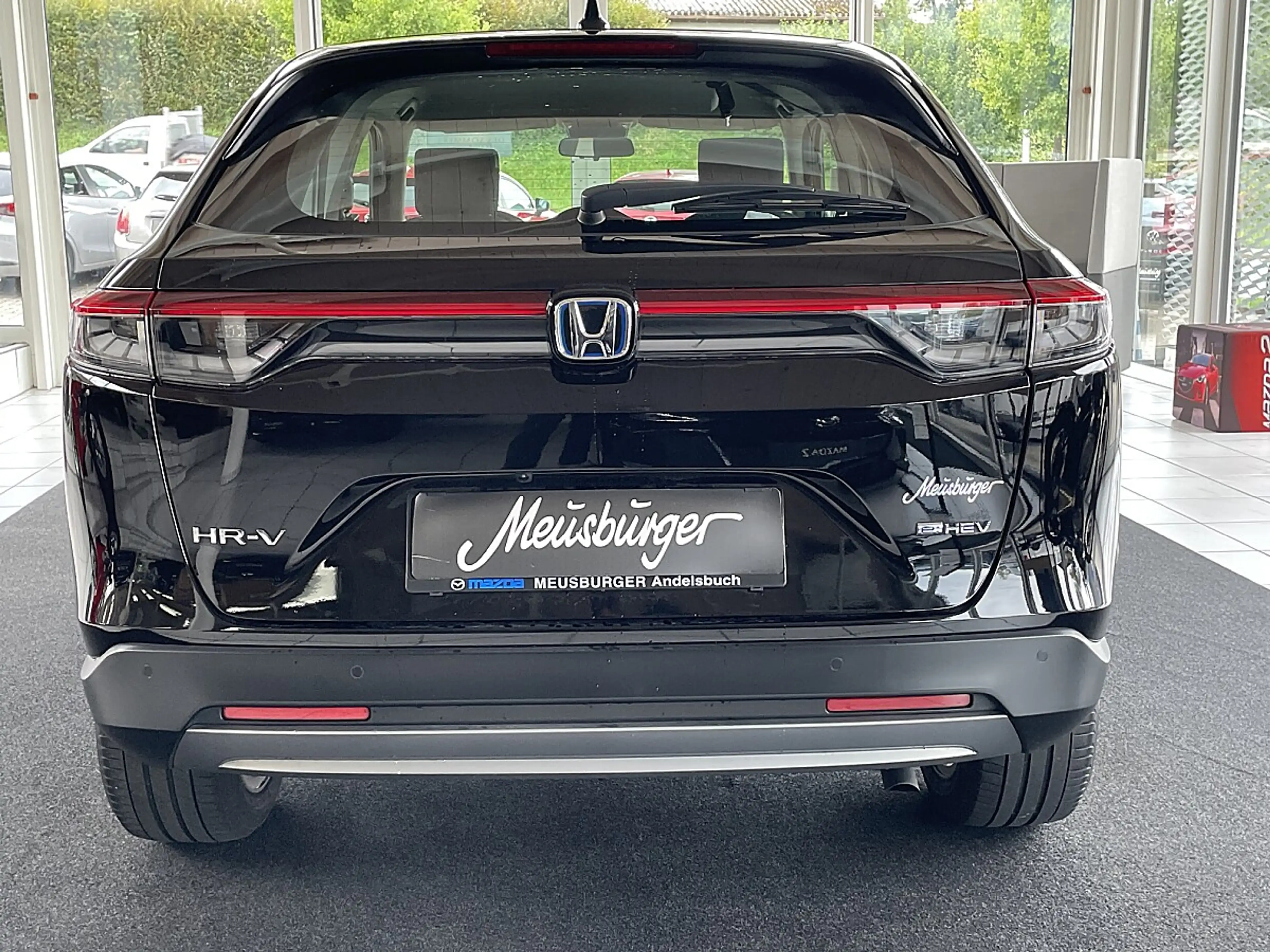 Honda HR-V 1,5 i-MMD Hybrid 2WD Elegance Aut. — photo 6