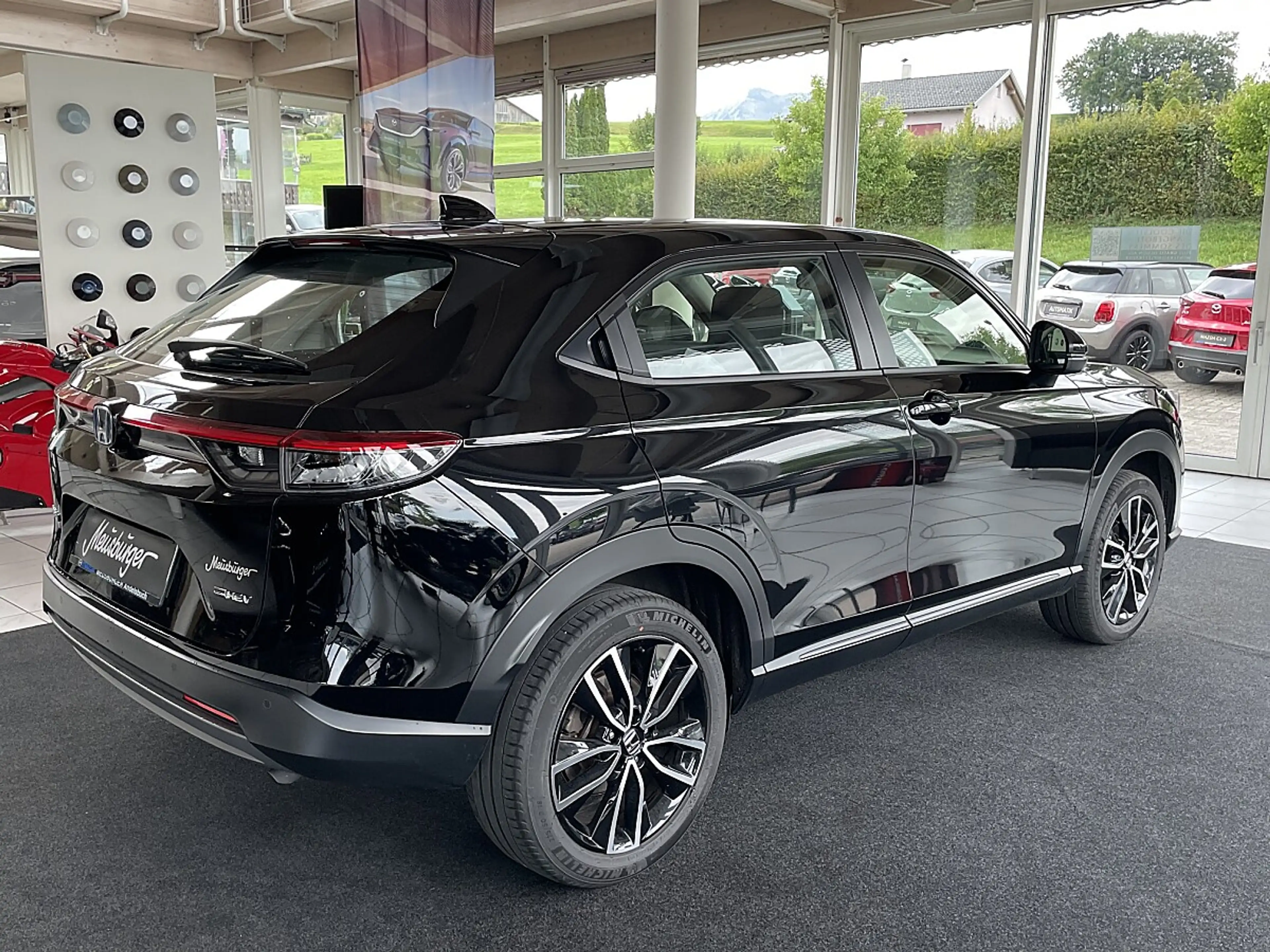 Honda HR-V 1,5 i-MMD Hybrid 2WD Elegance Aut. — photo 5