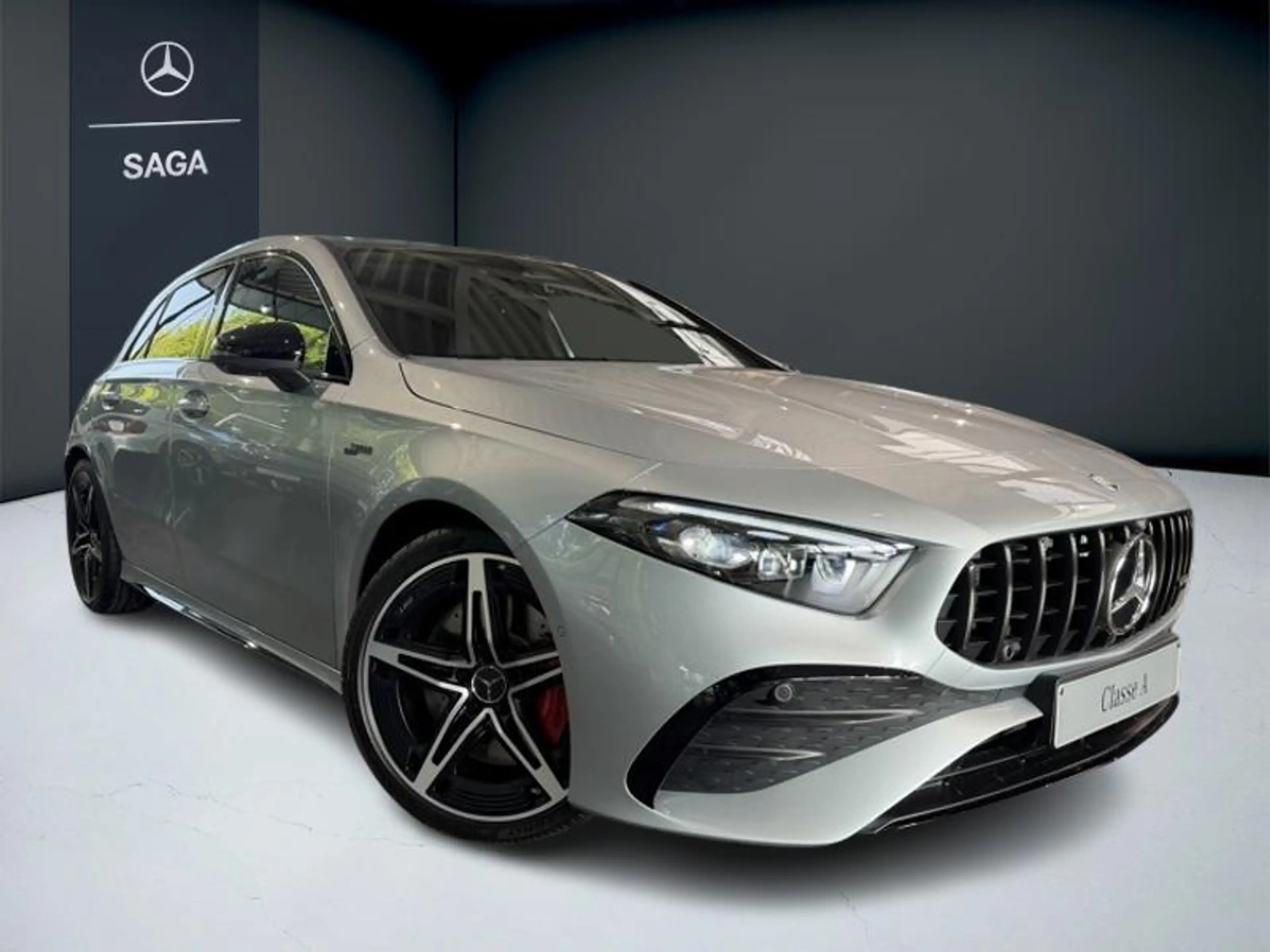 Mercedes-Benz A 35 AMG Classe A 4MATIC Compacte — photo 3