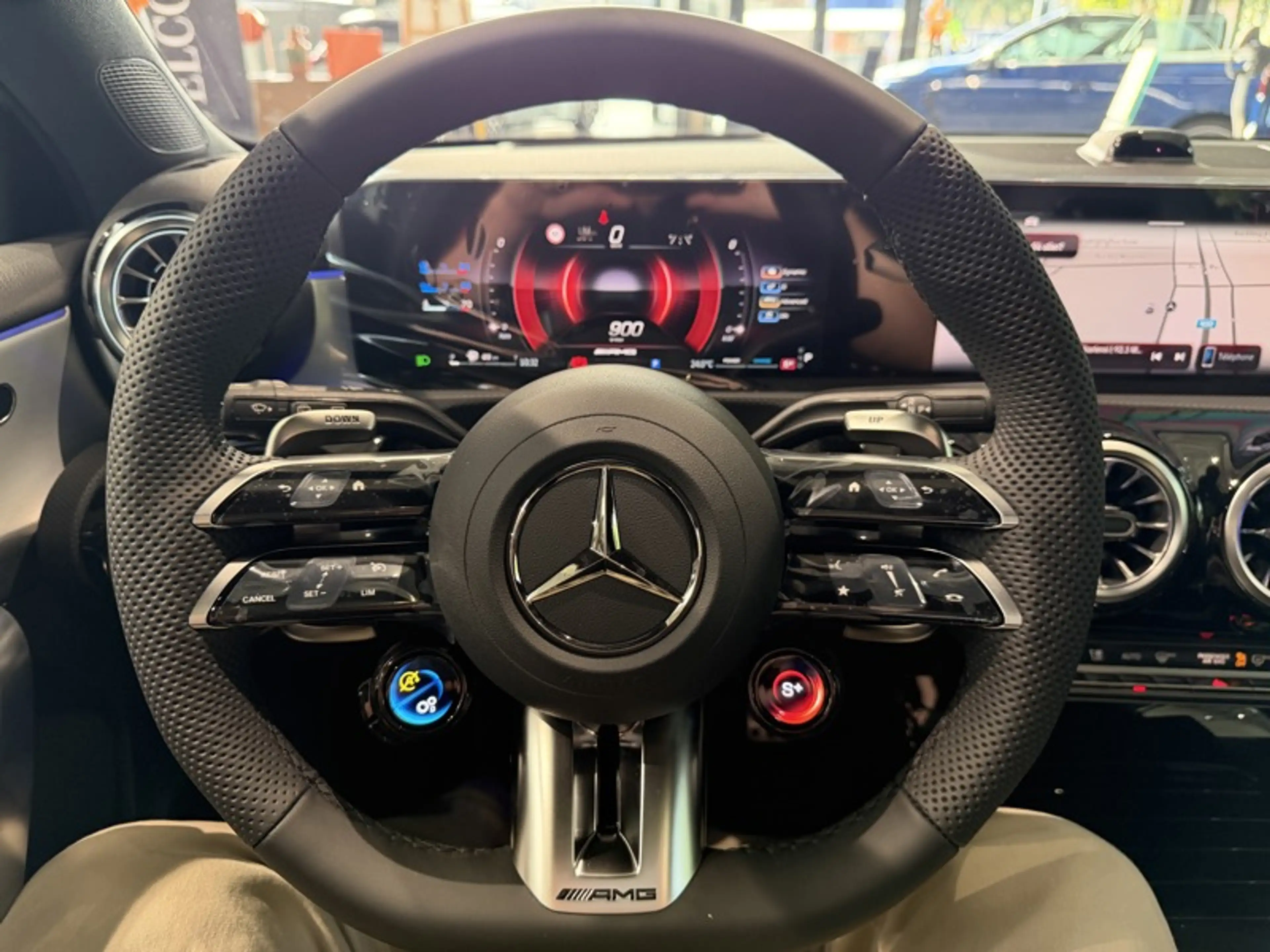 Mercedes-Benz A 35 AMG Classe A 4MATIC Compacte — photo 14