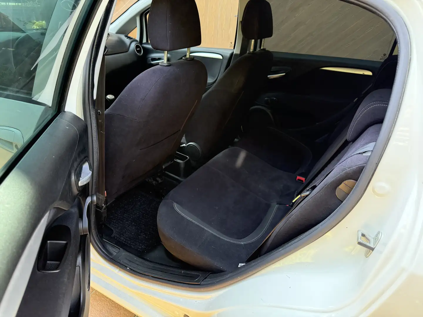 Fiat Grande Punto 5p 1.3 mjt 16v Dynamic 75cv - 2
