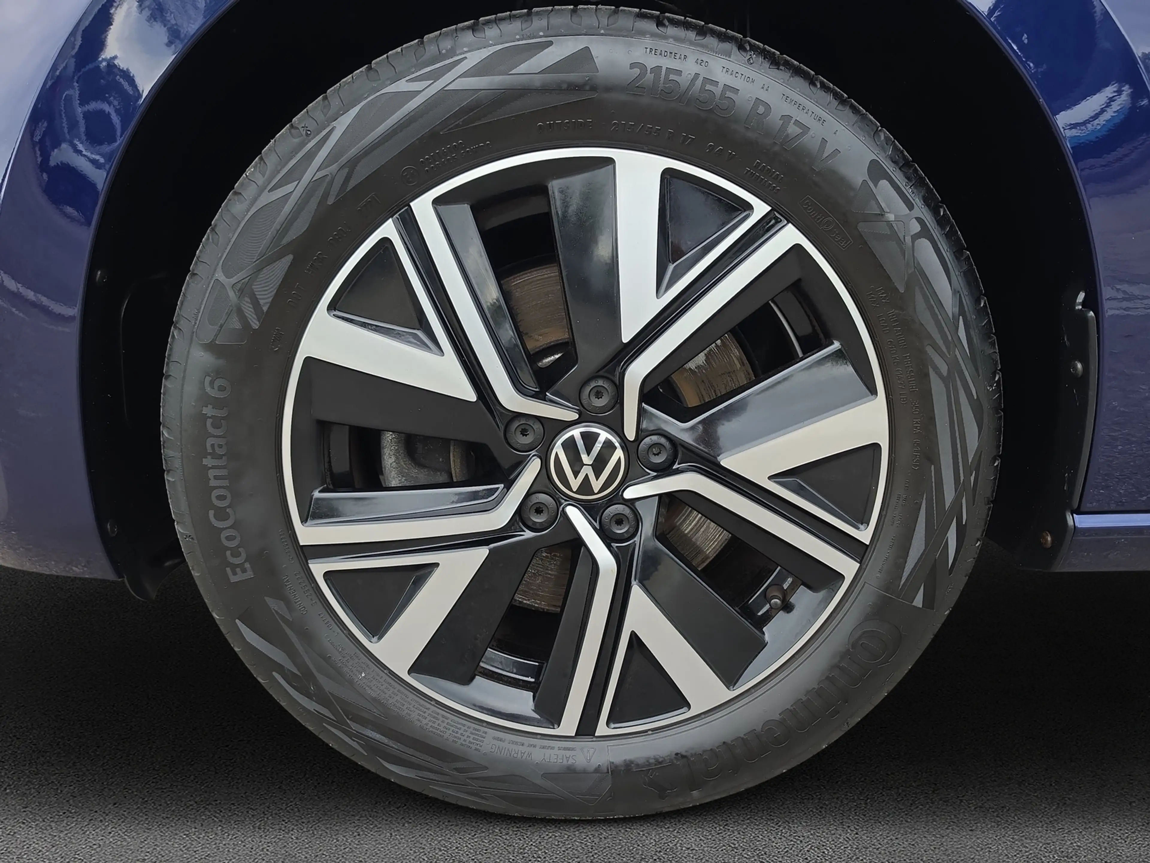 Volkswagen Touran 1,5 TSI DSG Comfortline STAND.HEIZ+AHK+RÜCK.KAM — photo 8