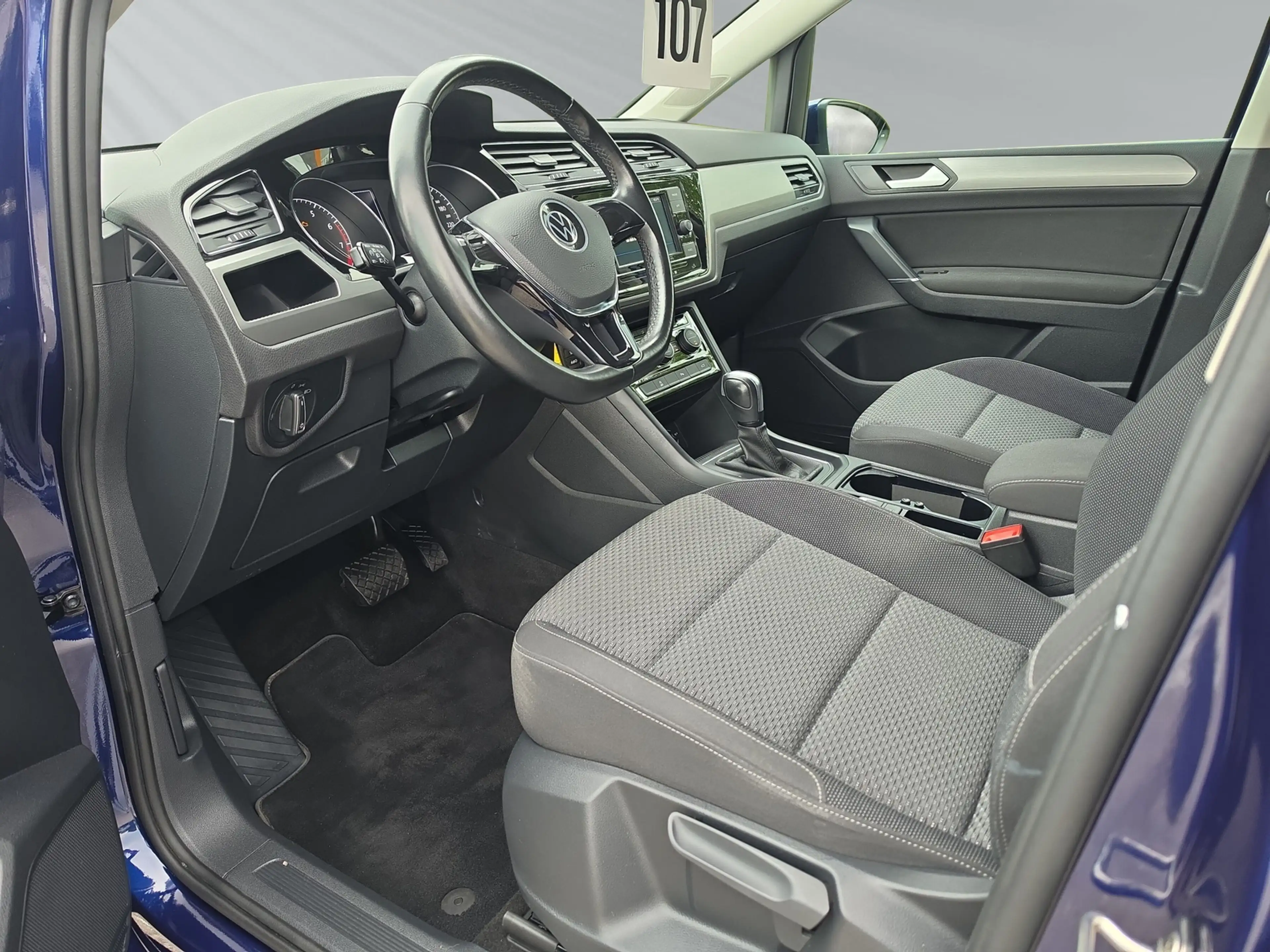 Volkswagen Touran 1,5 TSI DSG Comfortline STAND.HEIZ+AHK+RÜCK.KAM — photo 12