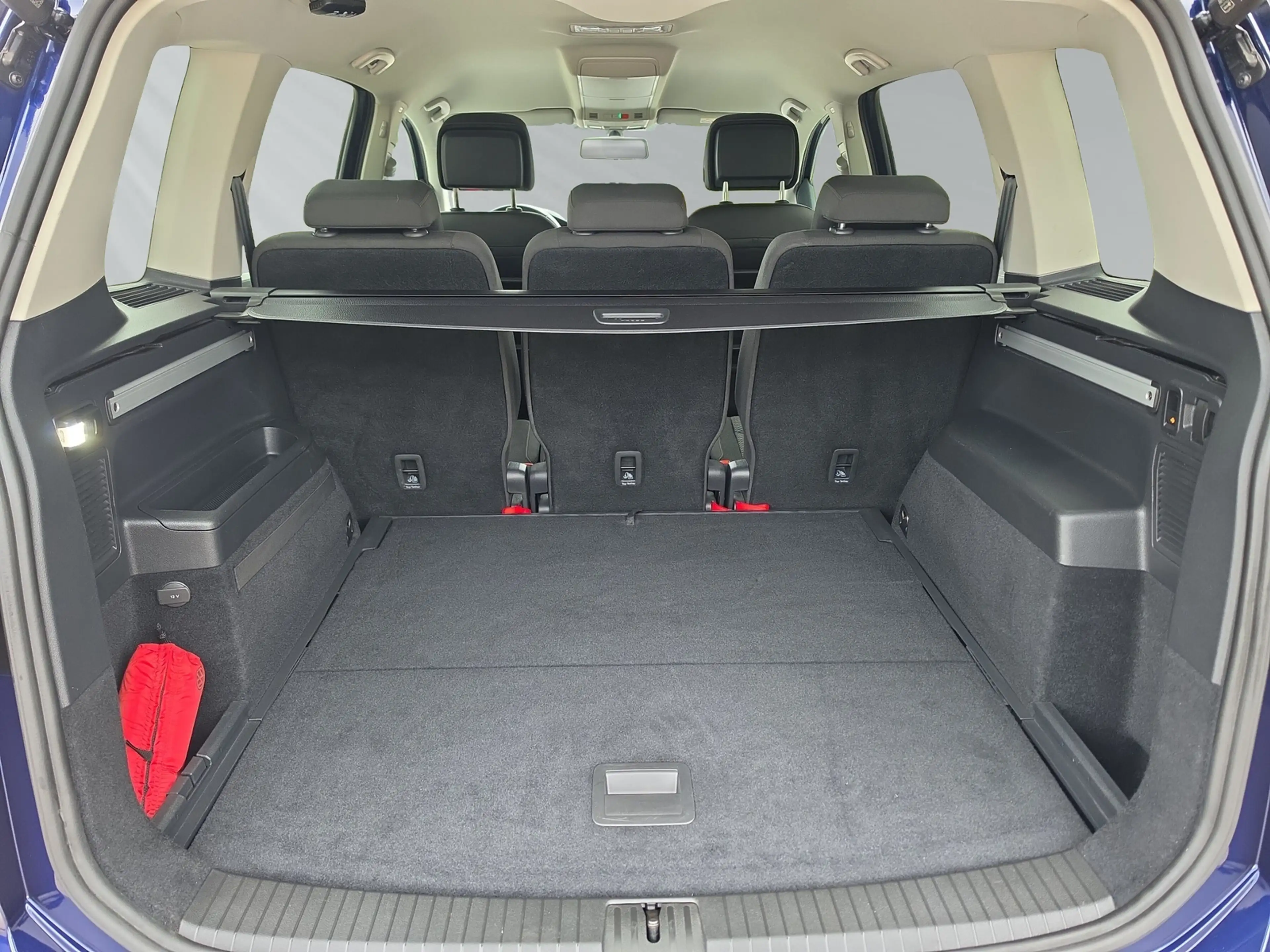 Volkswagen Touran 1,5 TSI DSG Comfortline STAND.HEIZ+AHK+RÜCK.KAM — photo 7