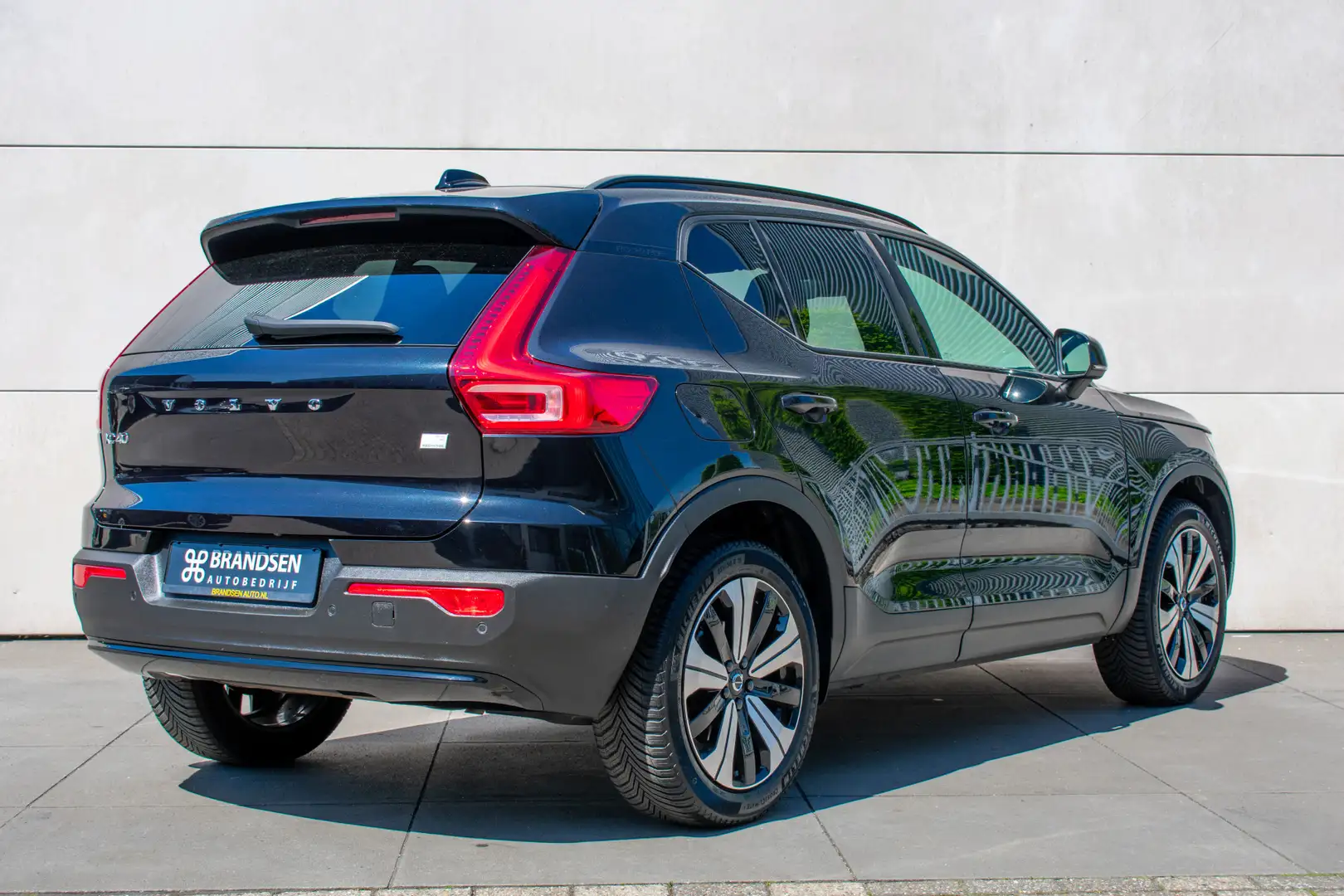 Volvo XC40 1.5 T5 Plug-in hybrid Ultimate Dark ACC-360camara- Negro - 2