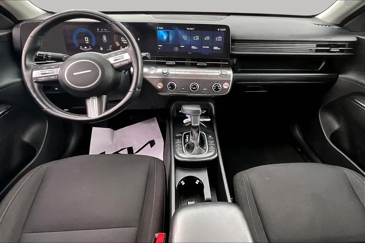 Hyundai KONA снимка Hyundai KONA