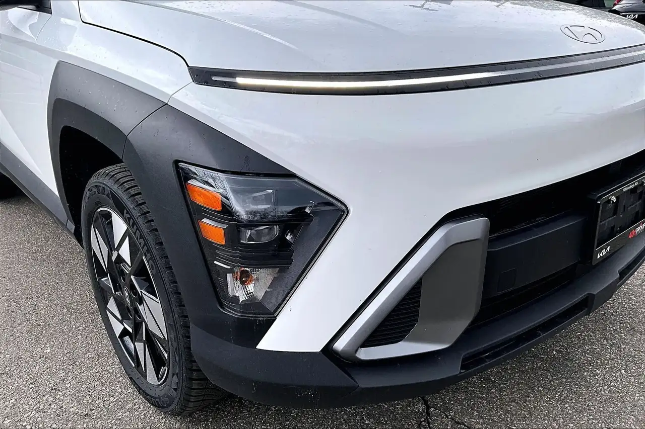 Hyundai KONA снимка Hyundai KONA
