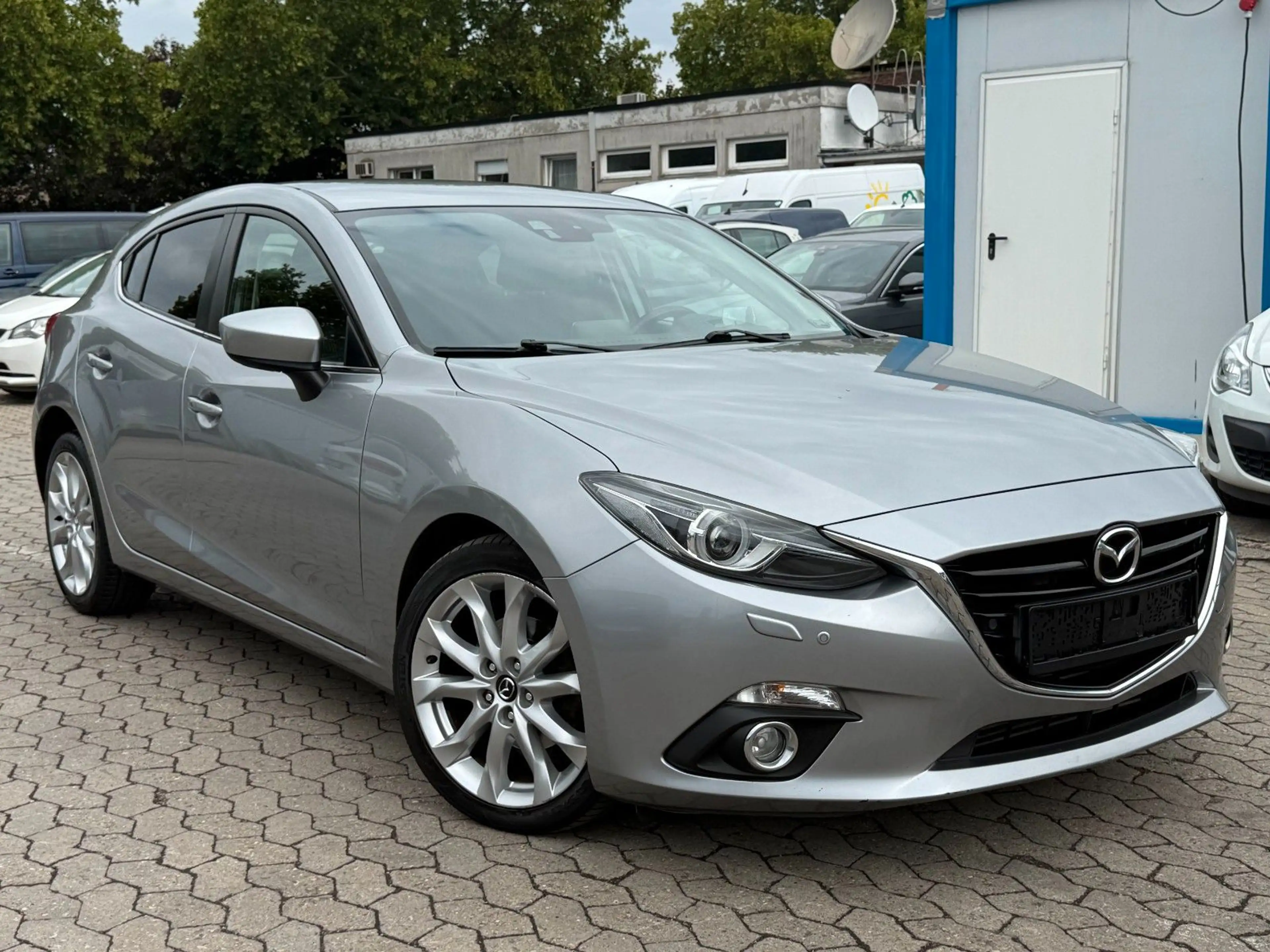 Mazda 3 SPORTS-LINE 2.2/ AUTOMATIK / 2 HAND / HEAD UP