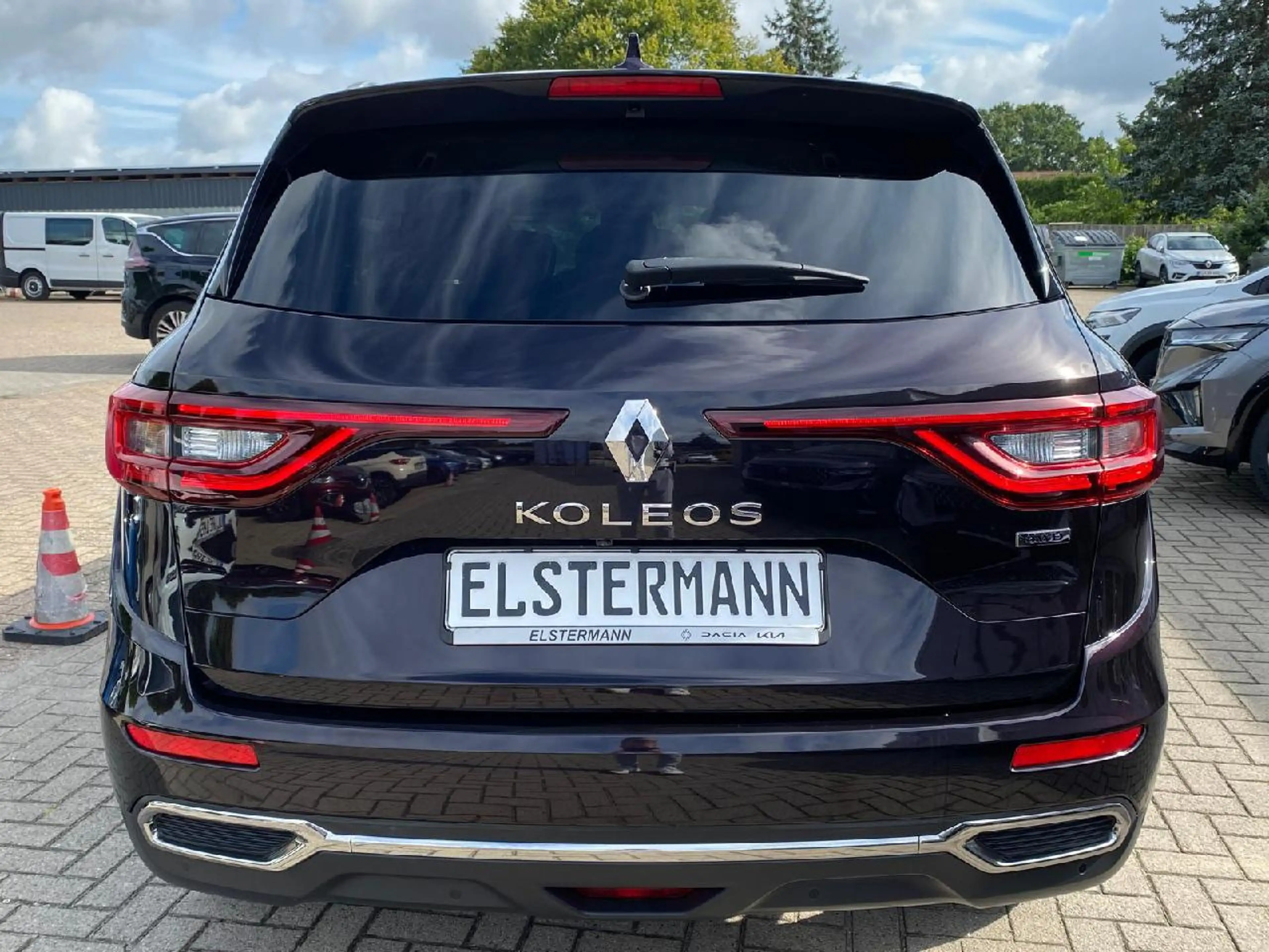 Renault Koleos dCi 175 Initiale Paris 4x4 SHZ*SB*LHZ*Navi*PDC*RFK — photo 6