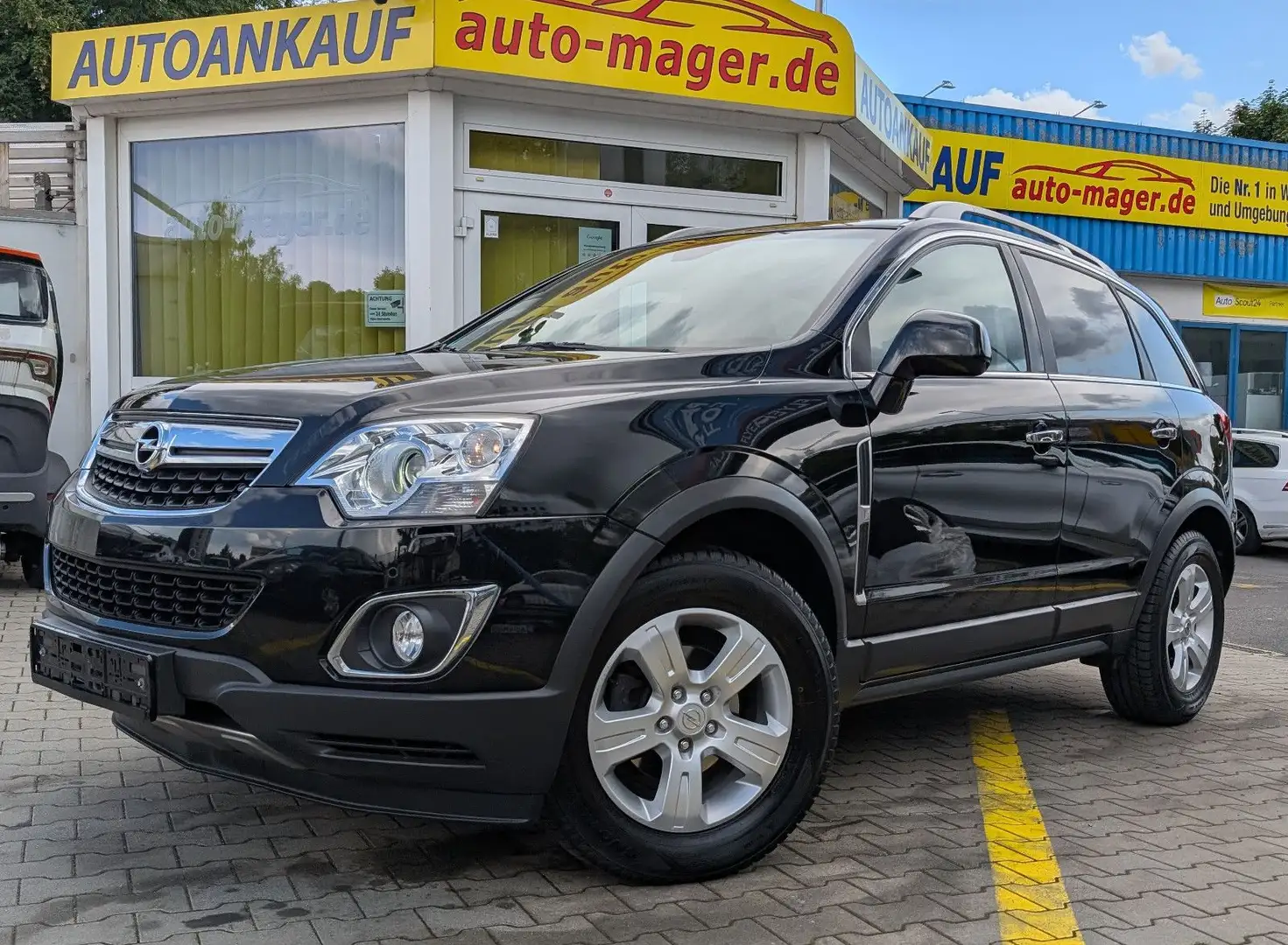 Opel Antara 4x4*1 Hand*Leder*AHK*Xen*Navi*SD*Garantie Fekete - 1