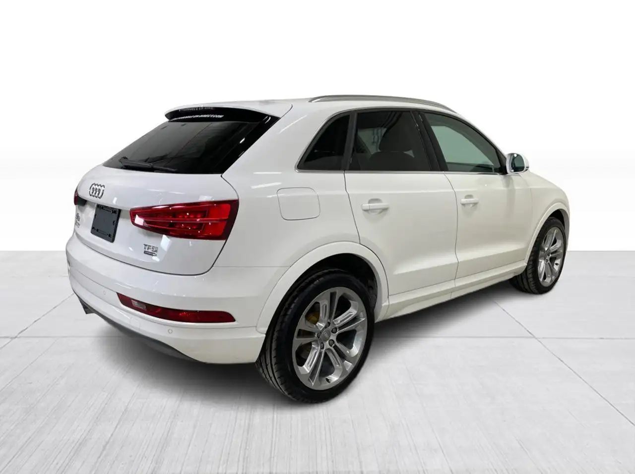 Audi Q3 photo Audi Q3