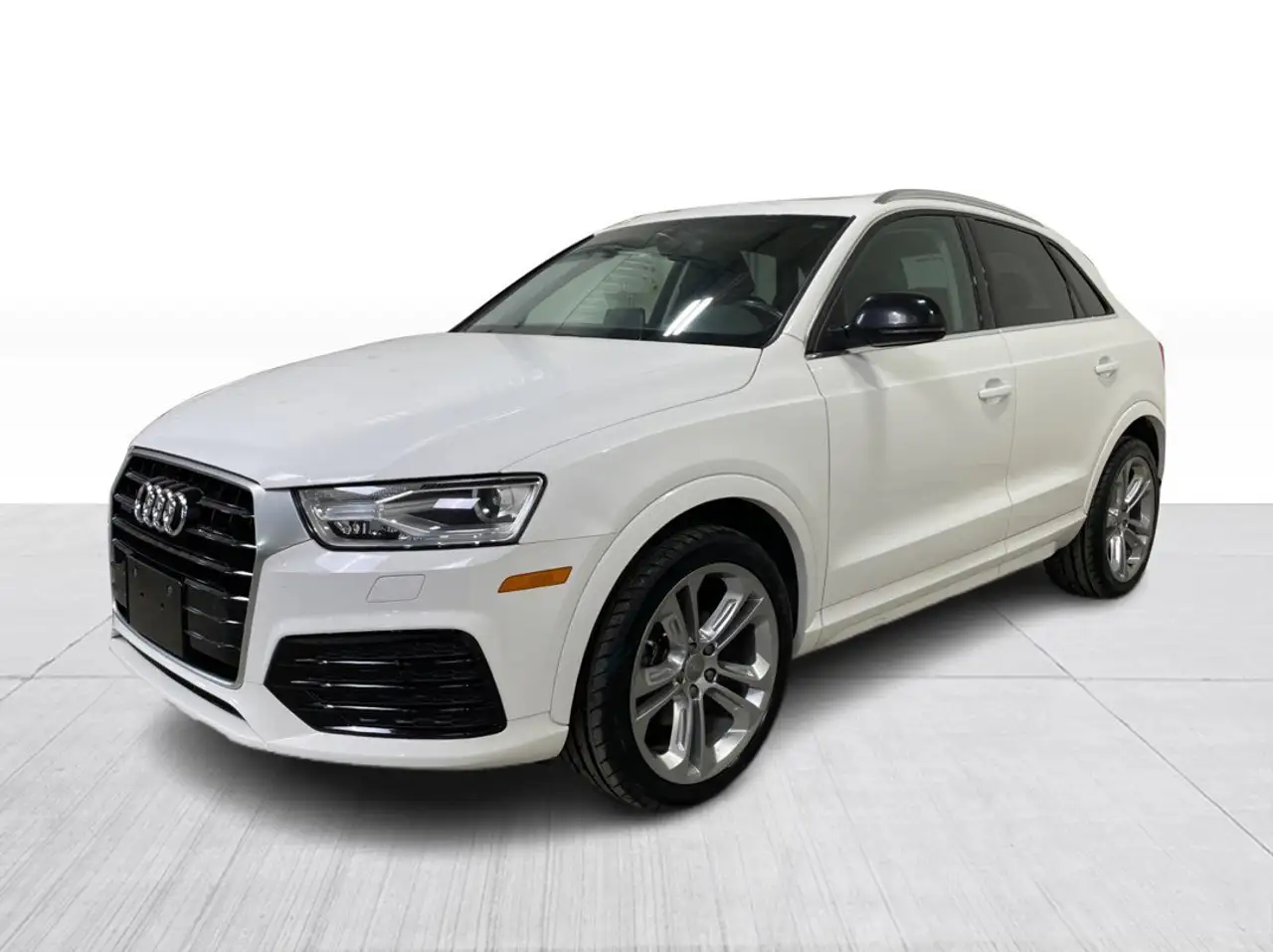 Audi Q3 photo Audi Q3