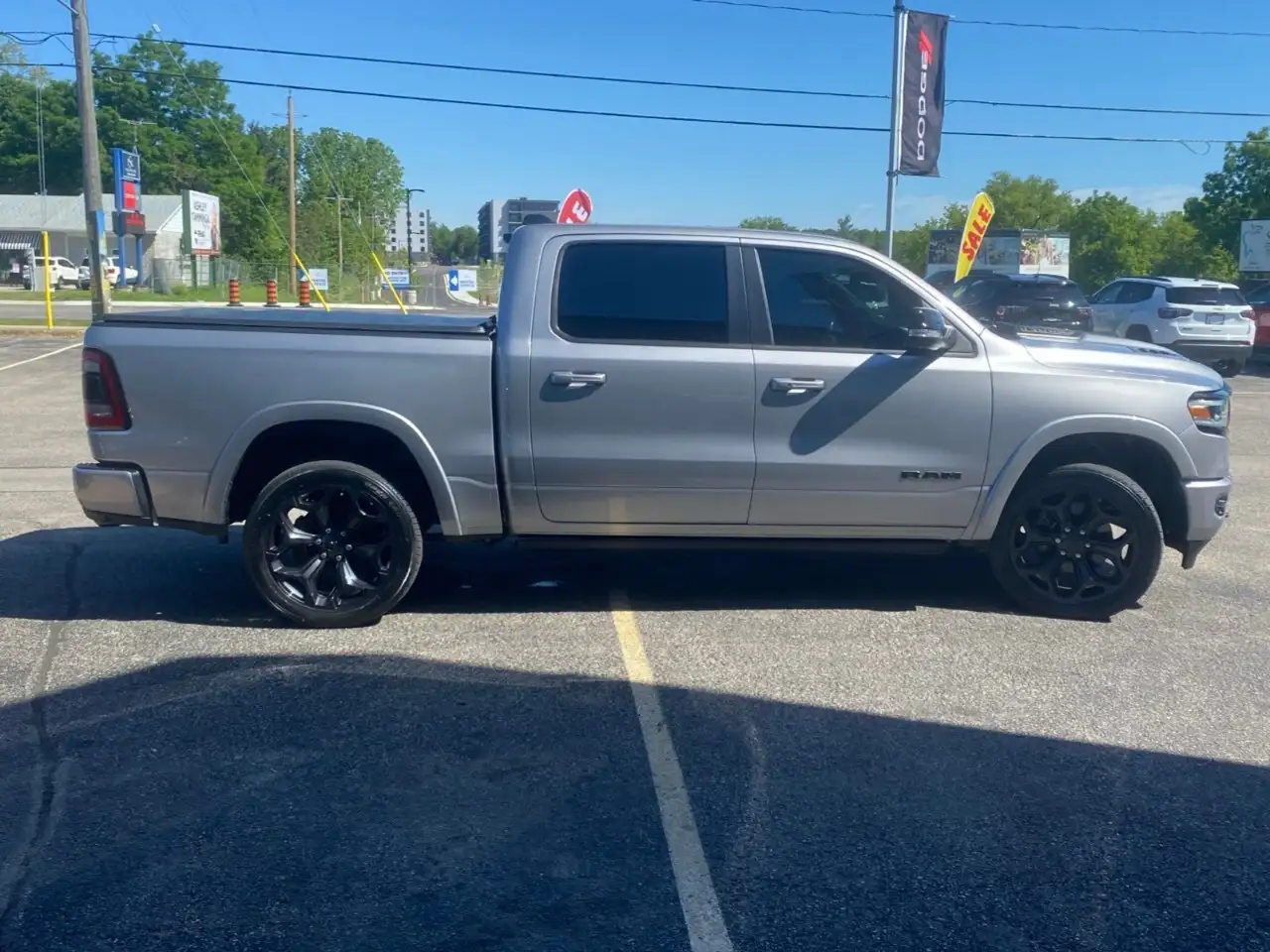 RAM 1500 снимка RAM 1500