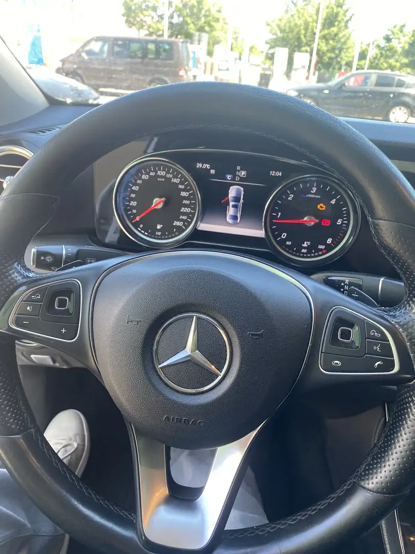 Mercedes-Benz E 220 d 9G-TRONIC Wit - 2