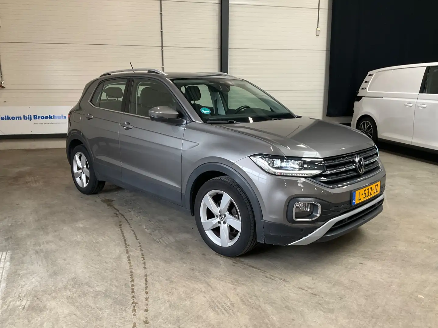 Volkswagen T-Cross 1.0 TSI Style Gris - 2