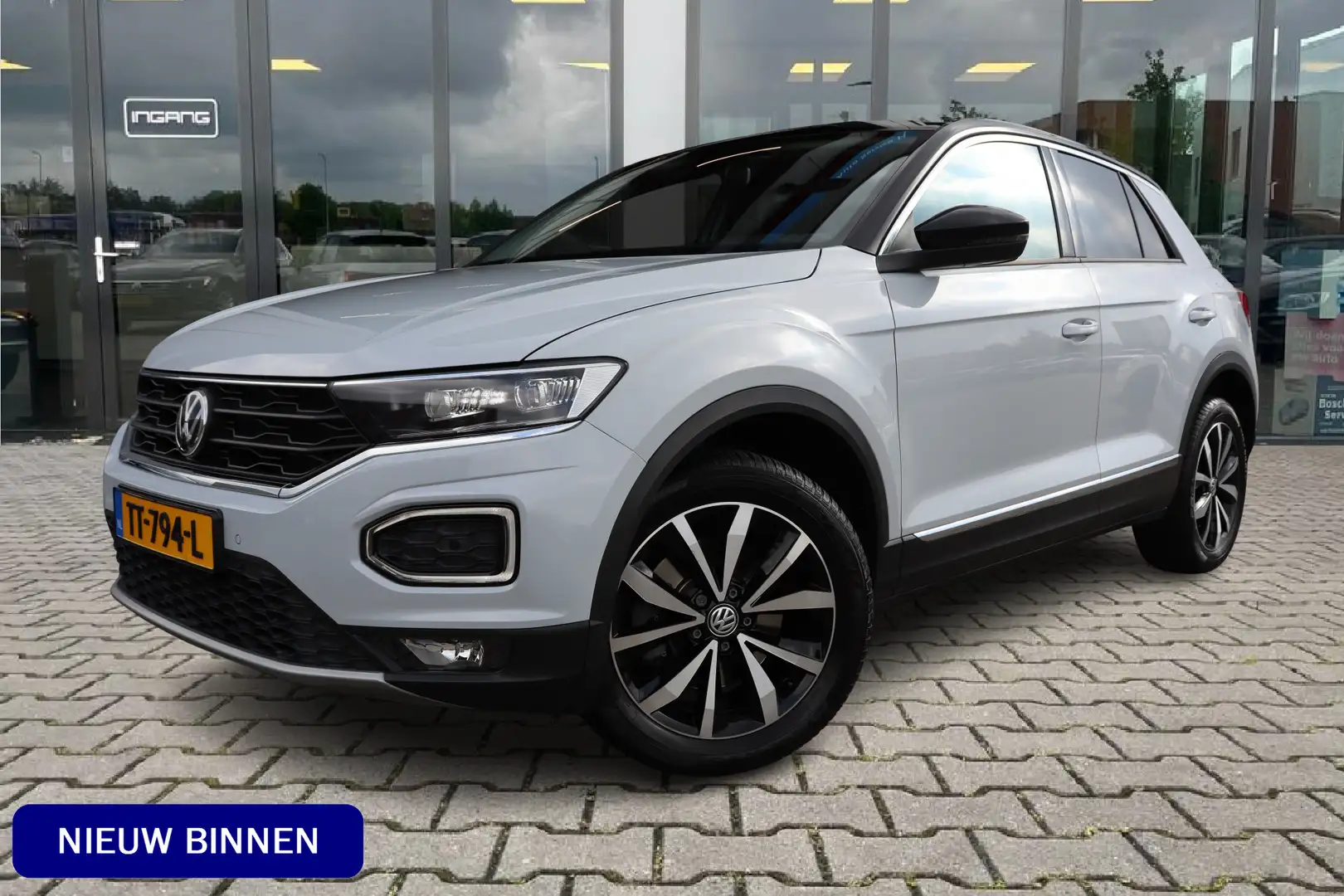Volkswagen T-Roc 1.5 TSI Style | Camera | Trekhaak | Winter Pakket Gris - 1
