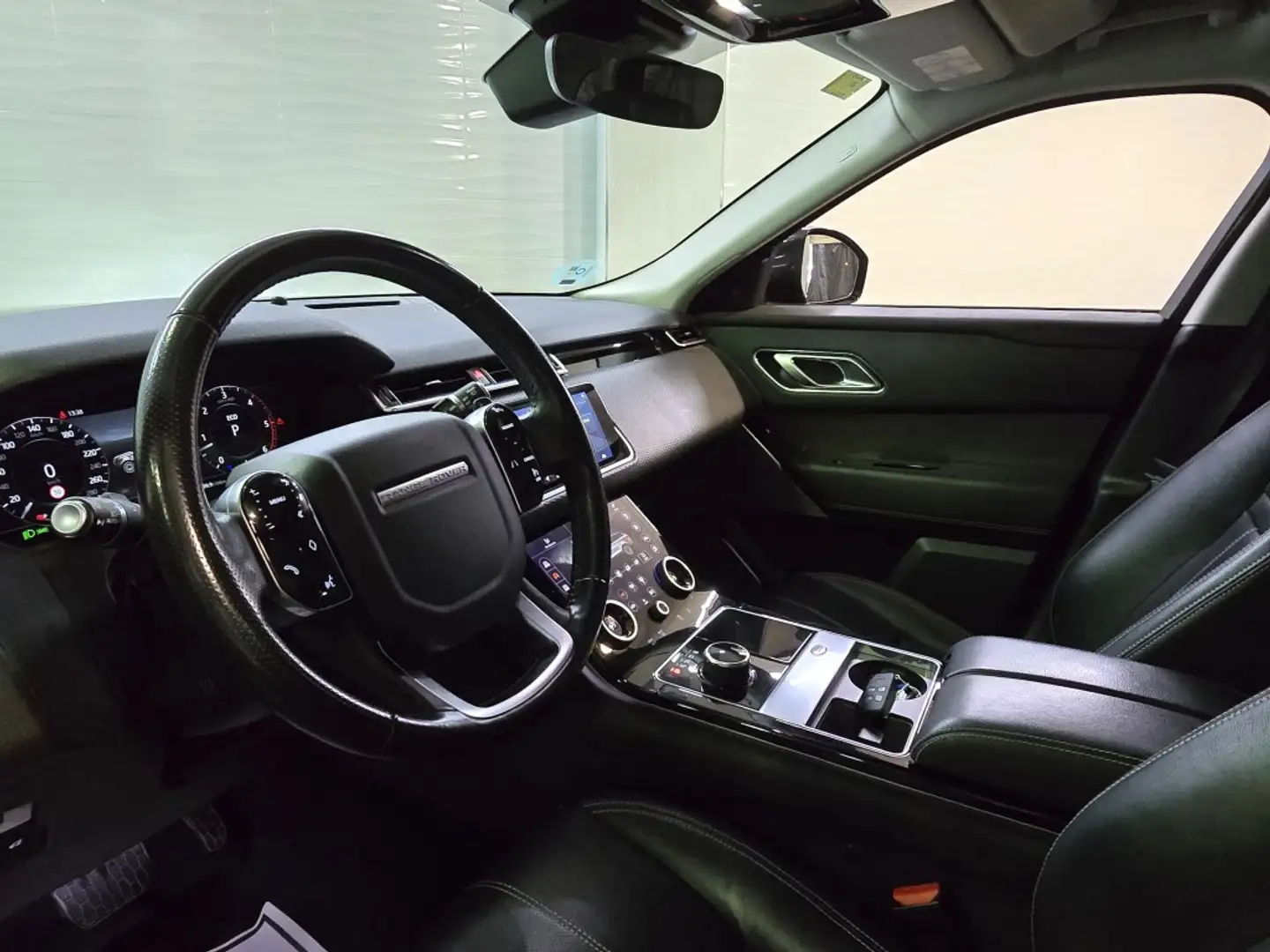 Land Rover Range Rover Velar 3.0D HSE 4WD Aut. 300 Gris - 2