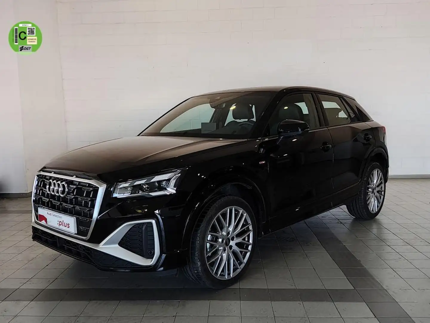 Audi Q2 35 TDI Adrenalin S tronic 110kW Negro - 1