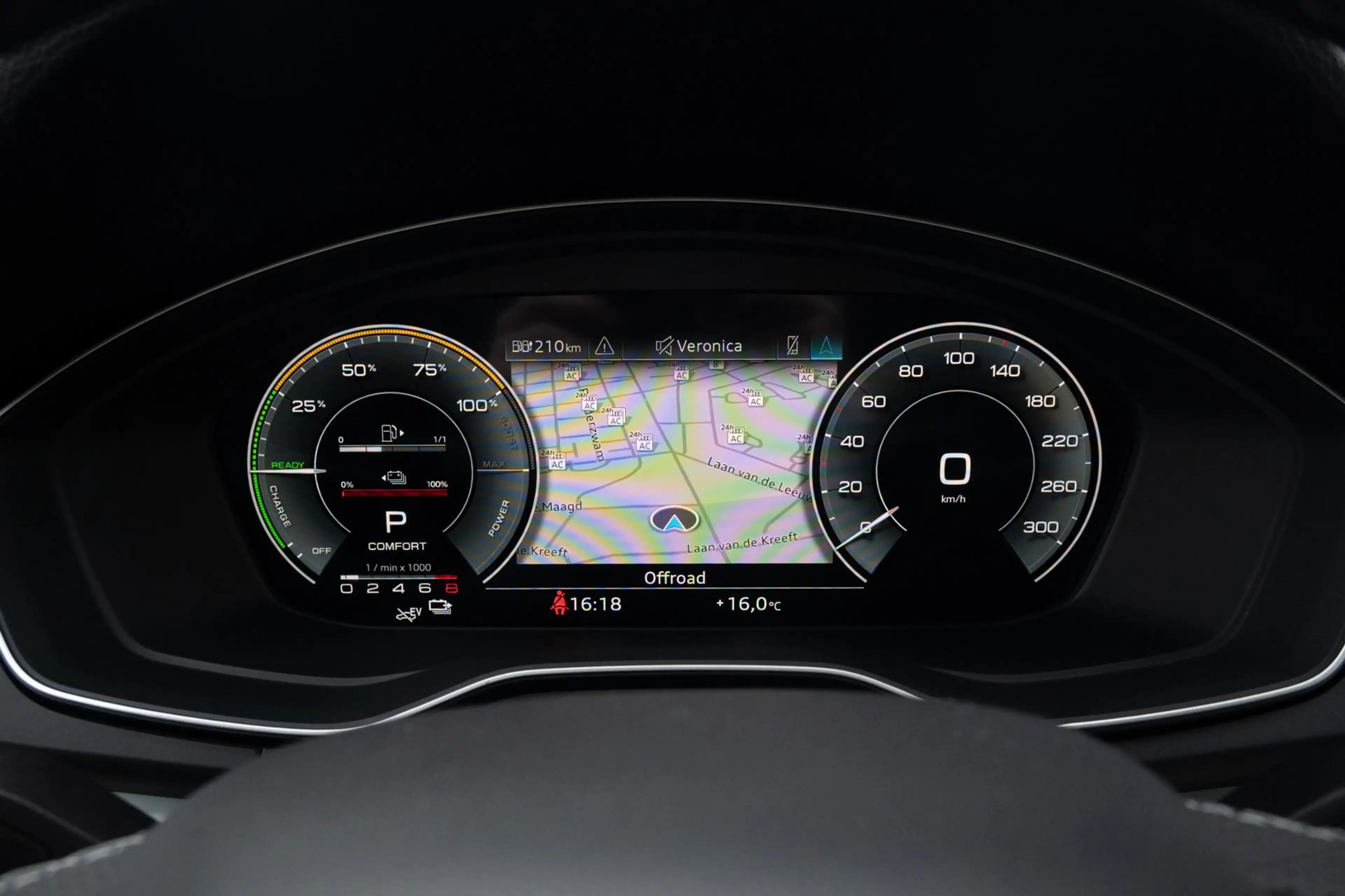 Audi Q5 50 TFSI e S edition Luchtvering Panoramadak — photo 41
