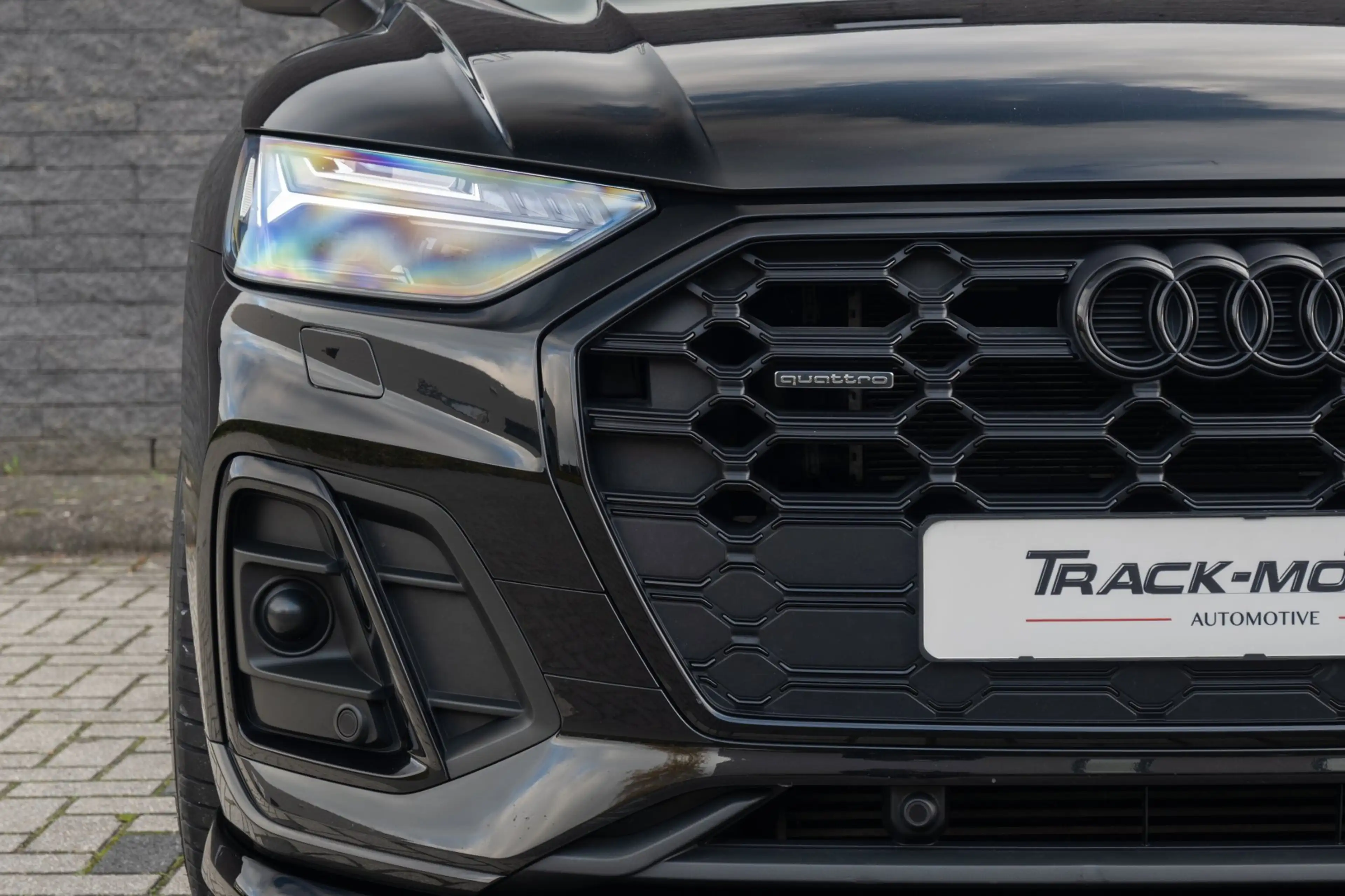 Audi Q5 50 TFSI e S edition Luchtvering Panoramadak — photo 5