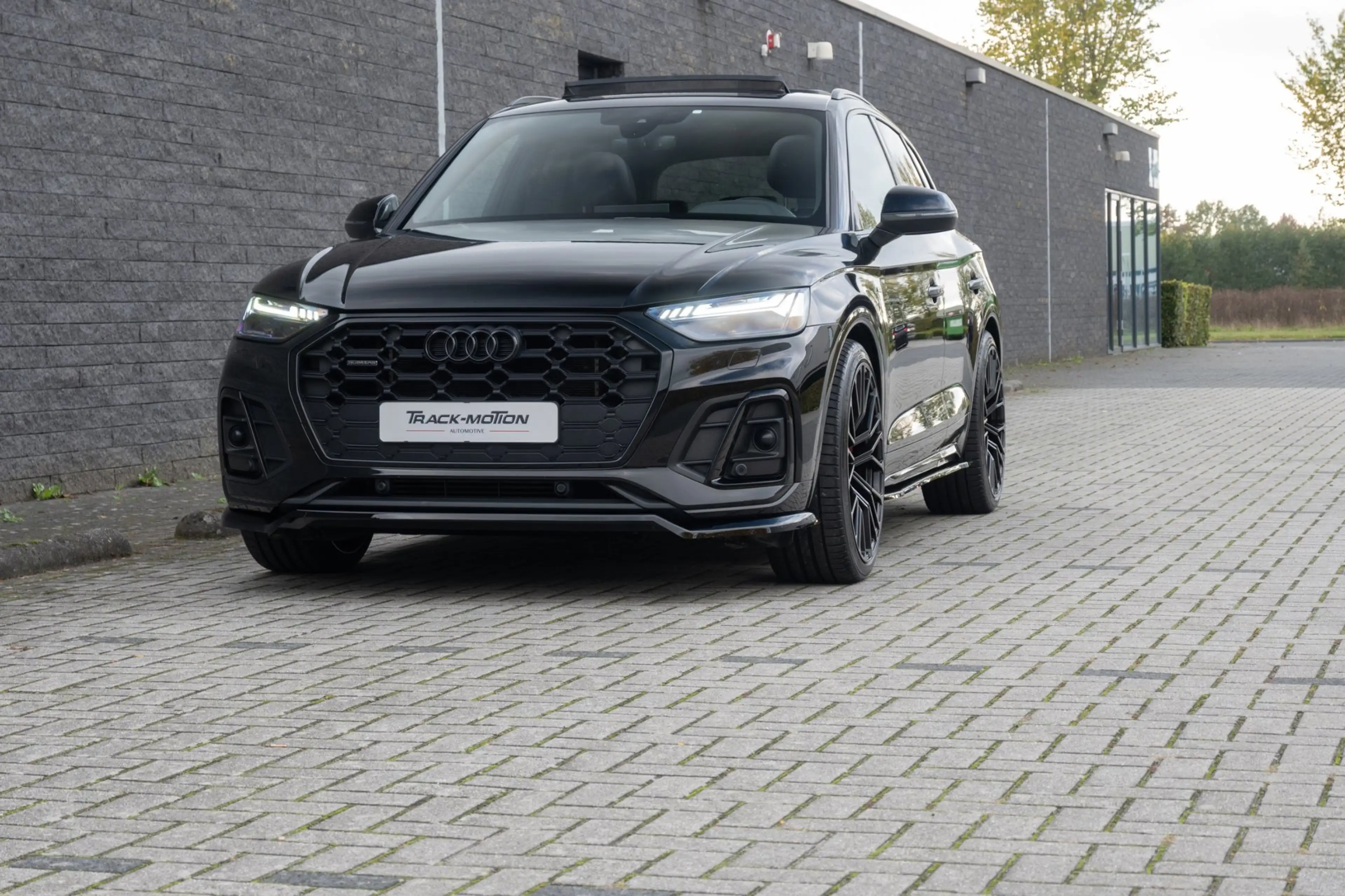 Audi Q5 50 TFSI e S edition Luchtvering Panoramadak — photo 18