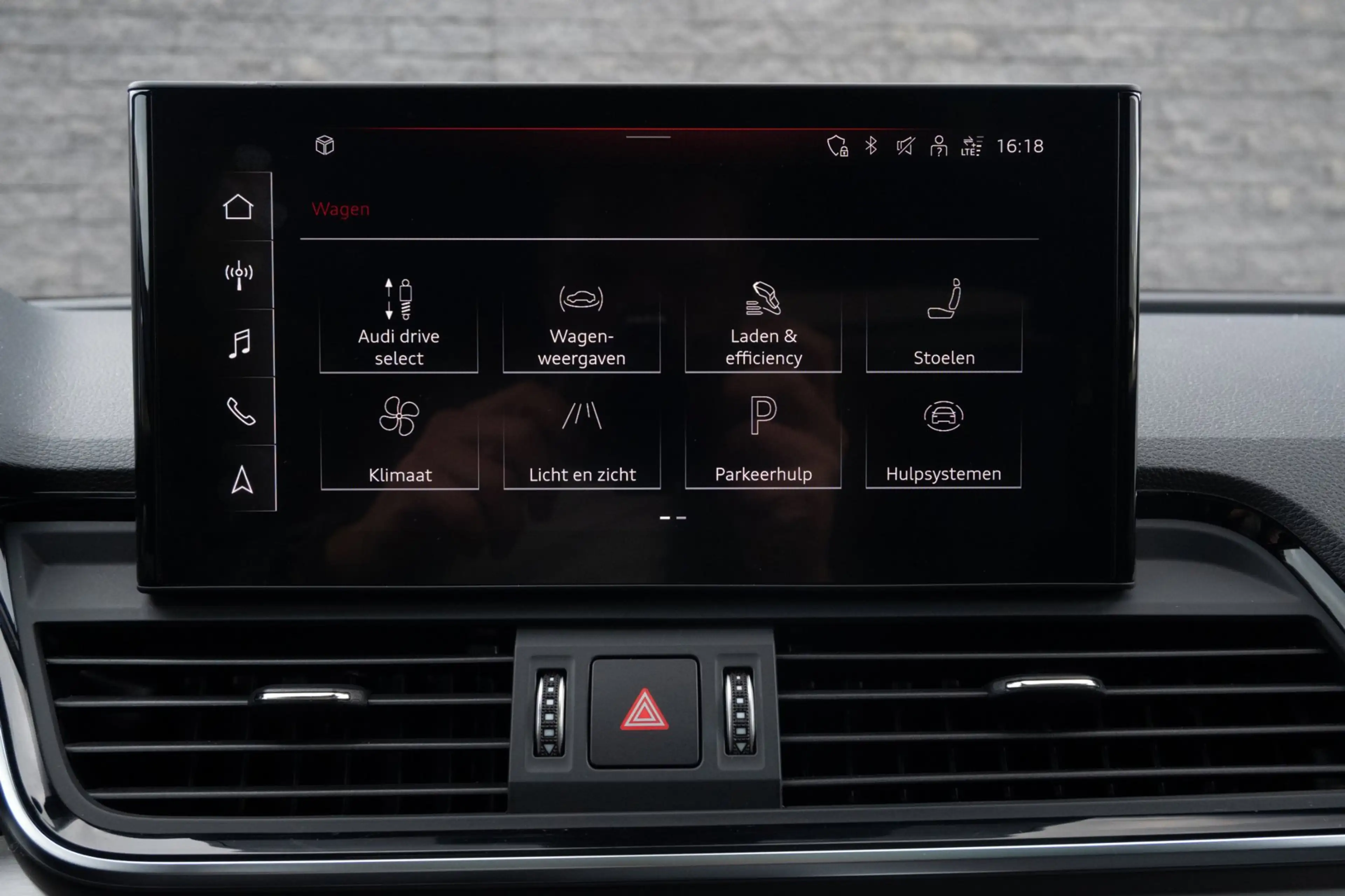 Audi Q5 50 TFSI e S edition Luchtvering Panoramadak — photo 44