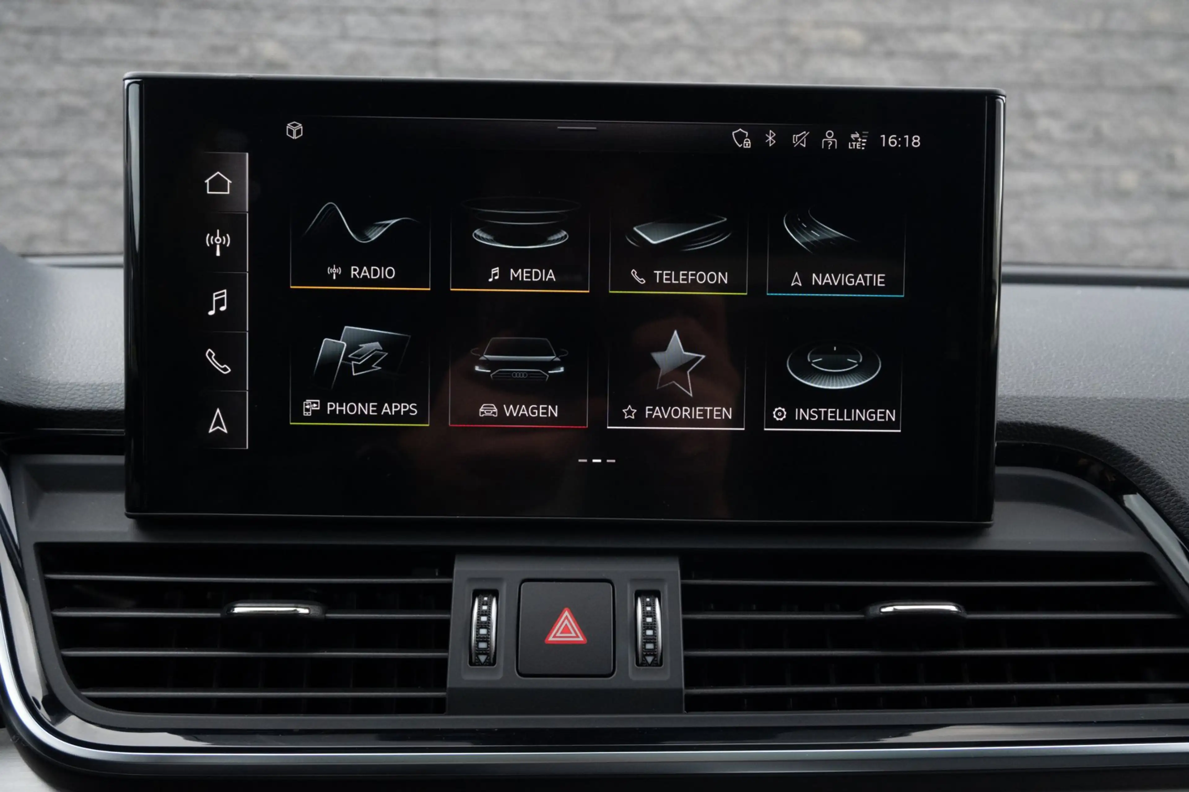 Audi Q5 50 TFSI e S edition Luchtvering Panoramadak — photo 43