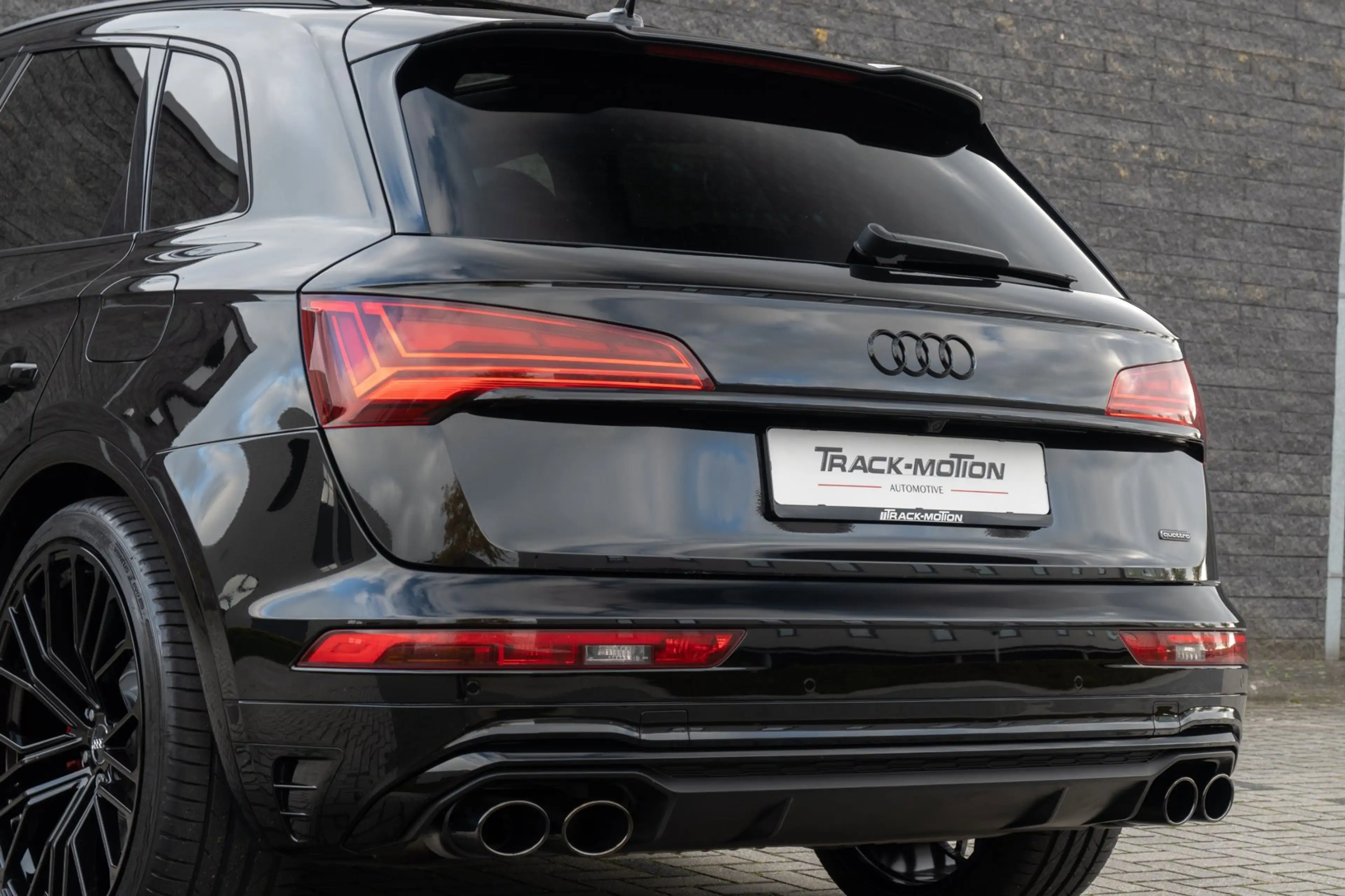 Audi Q5 50 TFSI e S edition Luchtvering Panoramadak — photo 12