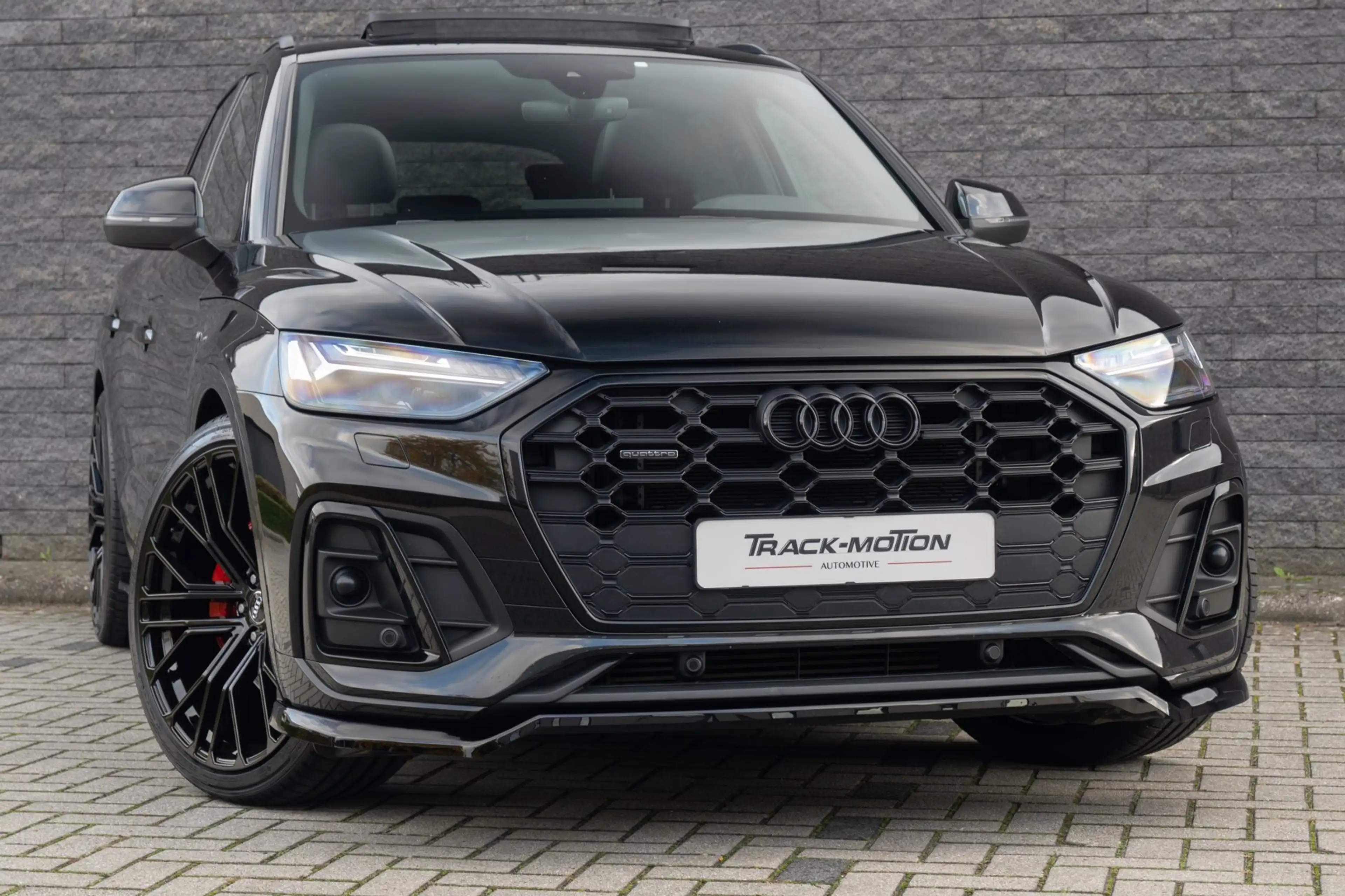 Audi Q5 50 TFSI e S edition Luchtvering Panoramadak — photo 9