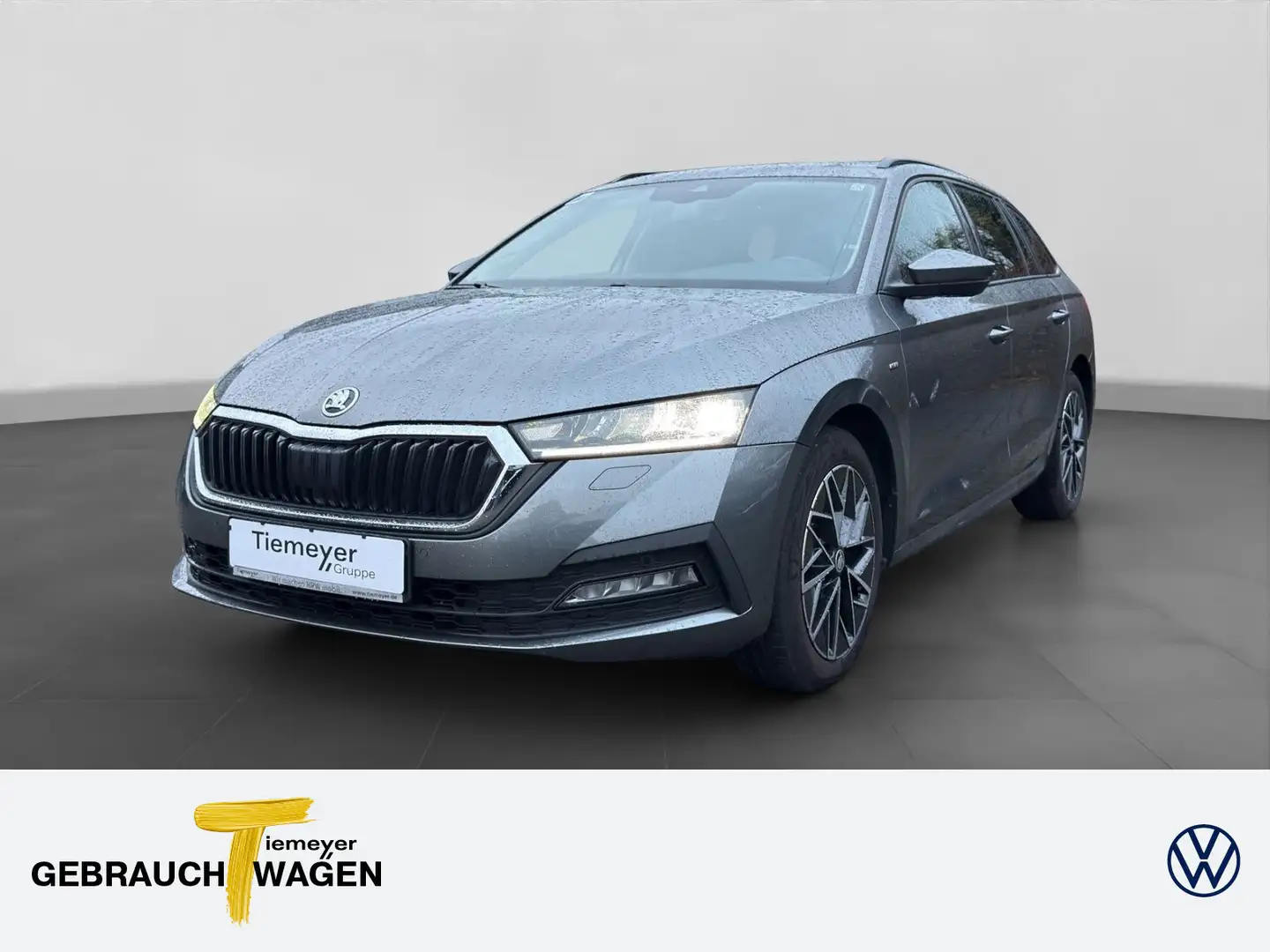 Skoda Octavia Combi 2.0 TDI DSG ST.HEIZ AHK PANO COLUM Grau - 1