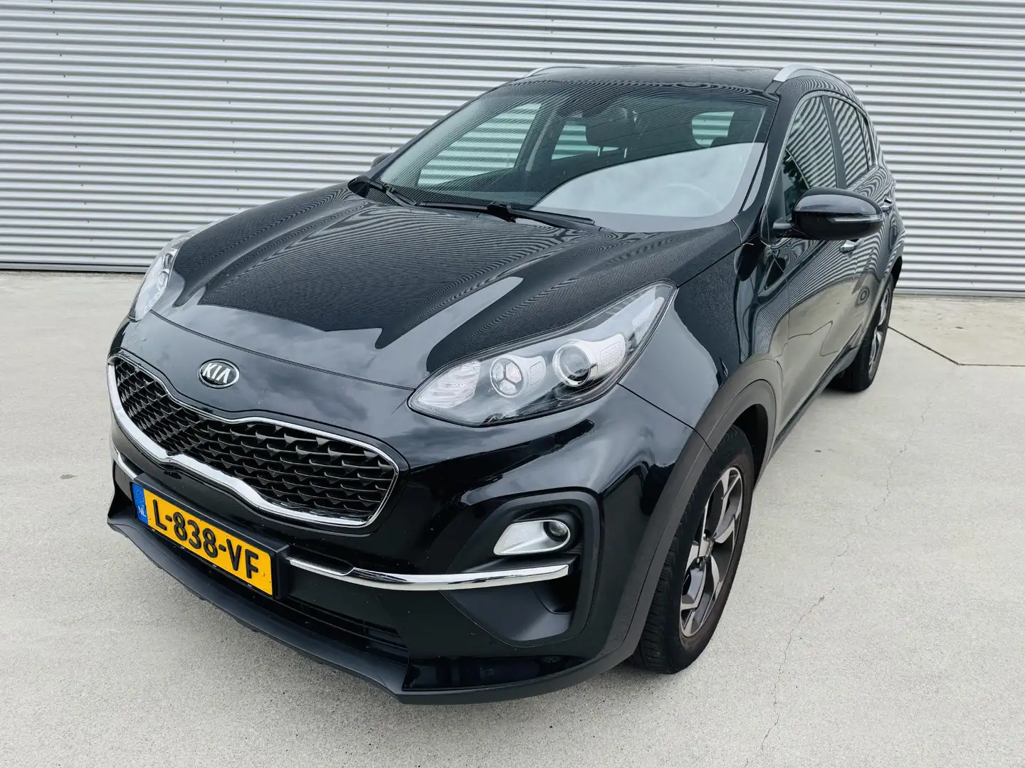 Kia Sportage 1.6 T-GDI DynamicLine NW verkocht & Onderhouden | Noir - 2